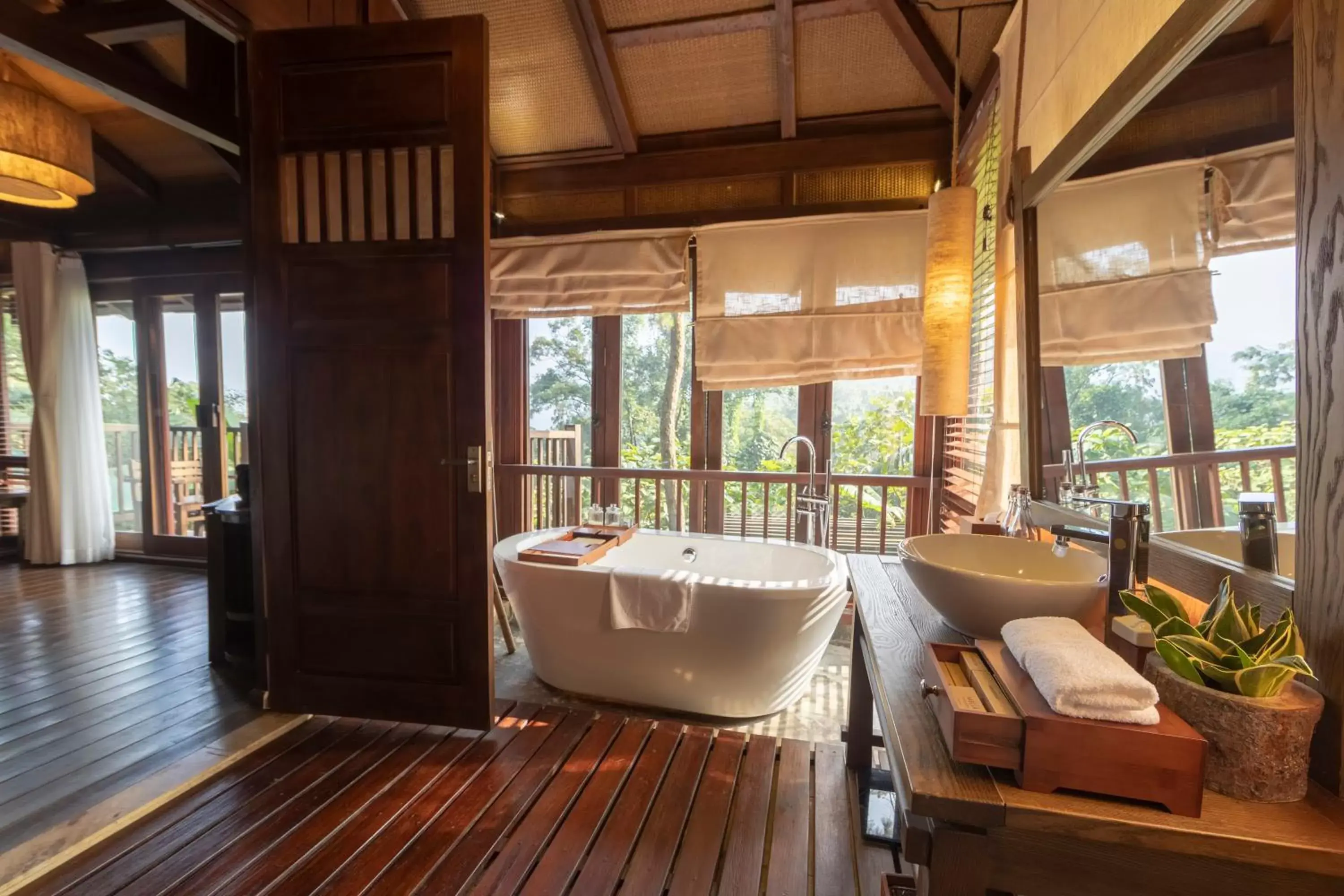 Bathroom in Melia Ba Vi Mountain Retreat