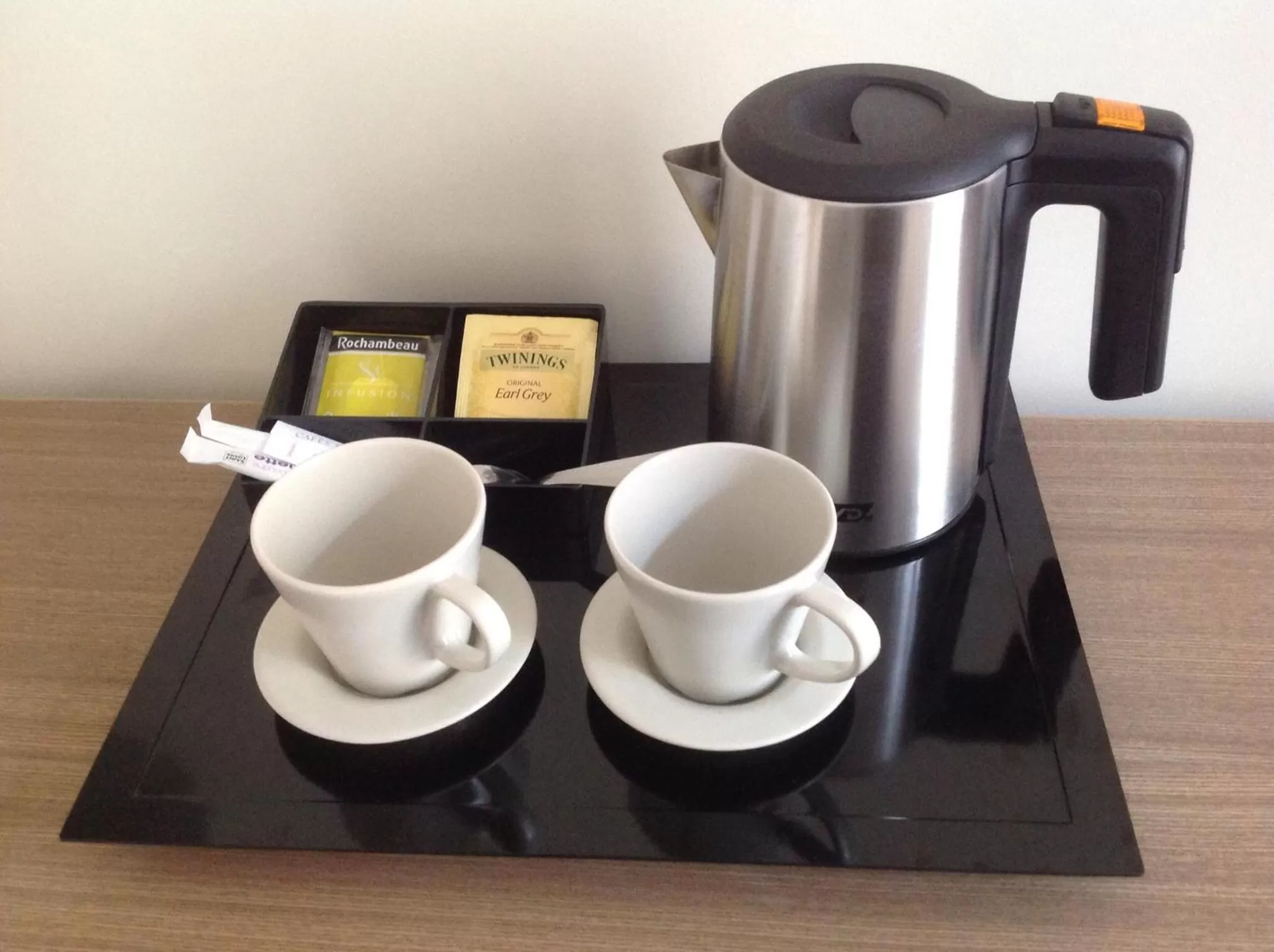 Coffee/tea facilities in Hôtel Central