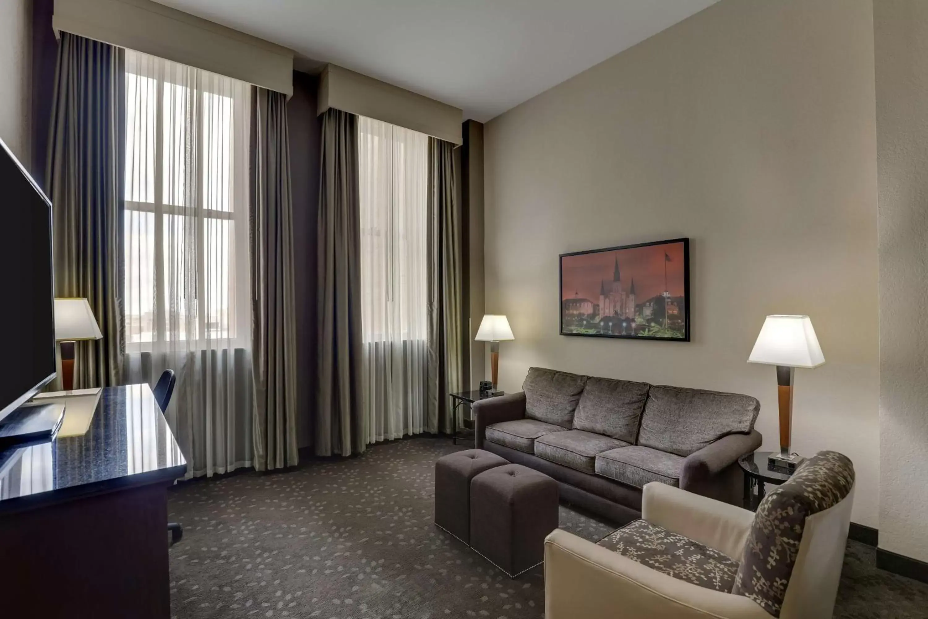 Bedroom, Seating Area in Drury Plaza Hotel New Orleans