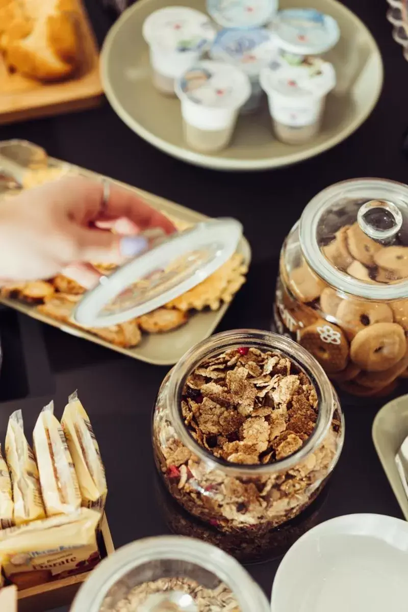 Continental breakfast in Marina Gardens Boutique&Suites