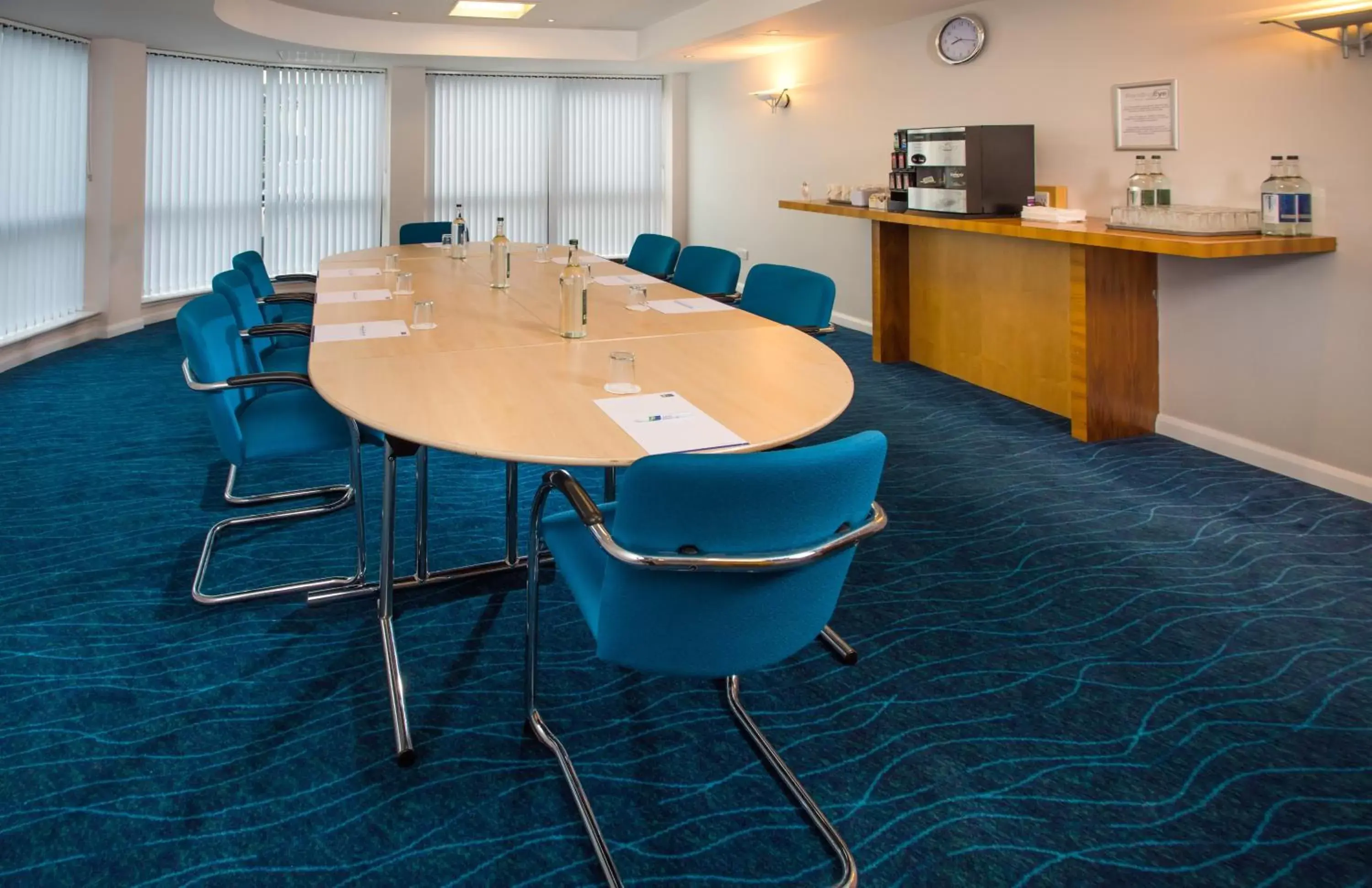 Meeting/conference room in Holiday Inn Express Hemel Hempstead, an IHG Hotel