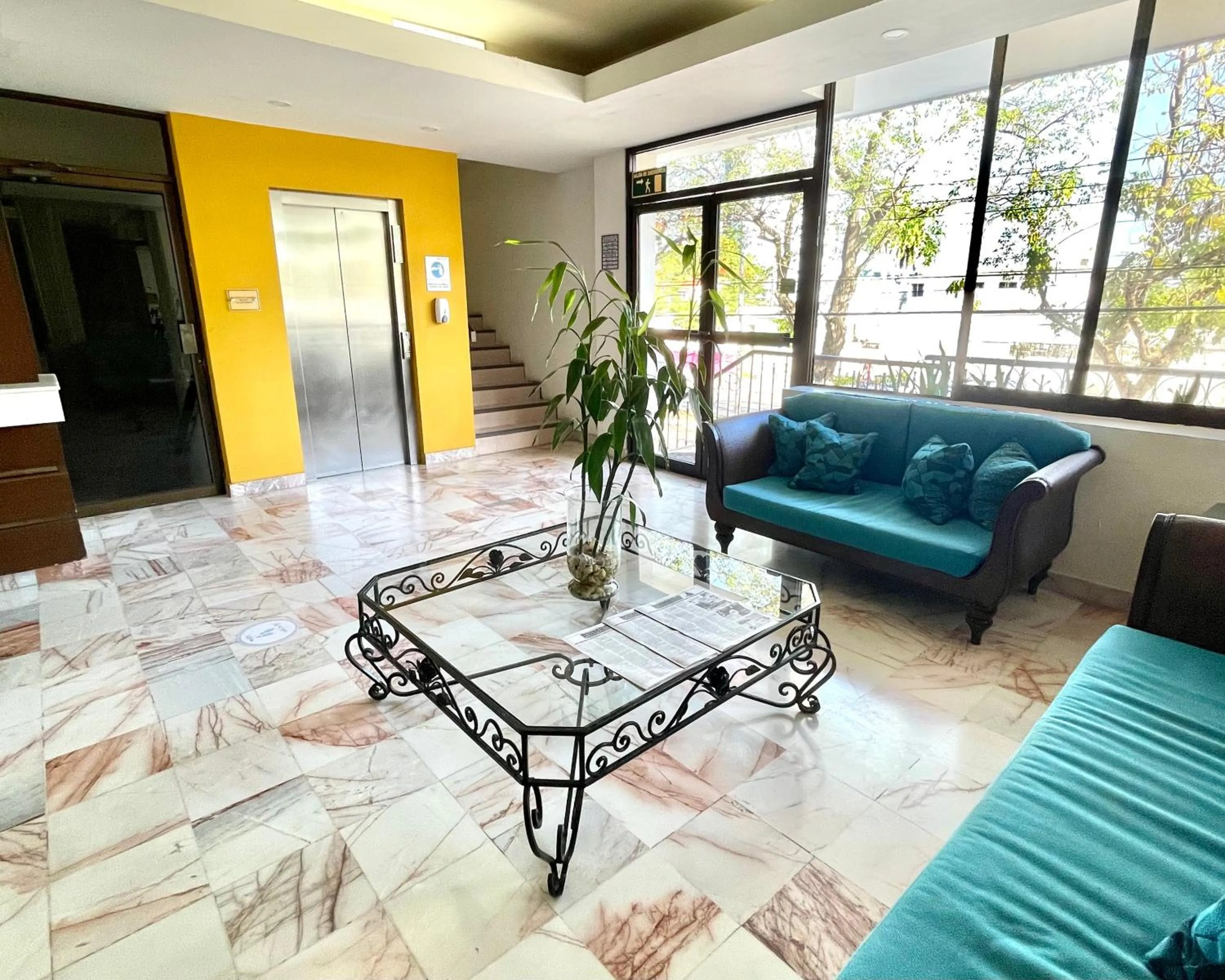 Lobby or reception in Hotel del Paseo Campeche