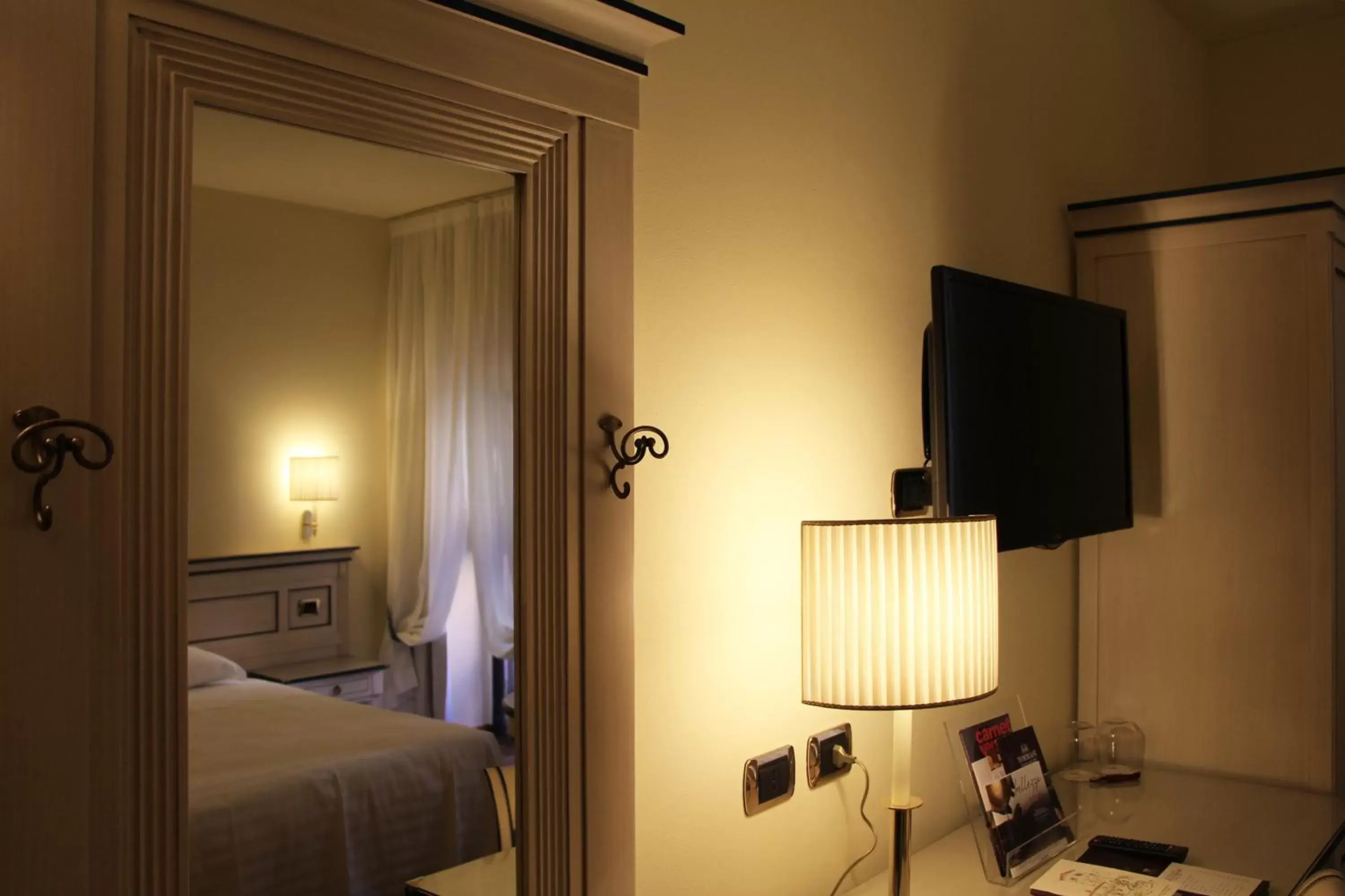 Bedroom, Bed in Villa Quaranta Tommasi Wine Hotel & SPA