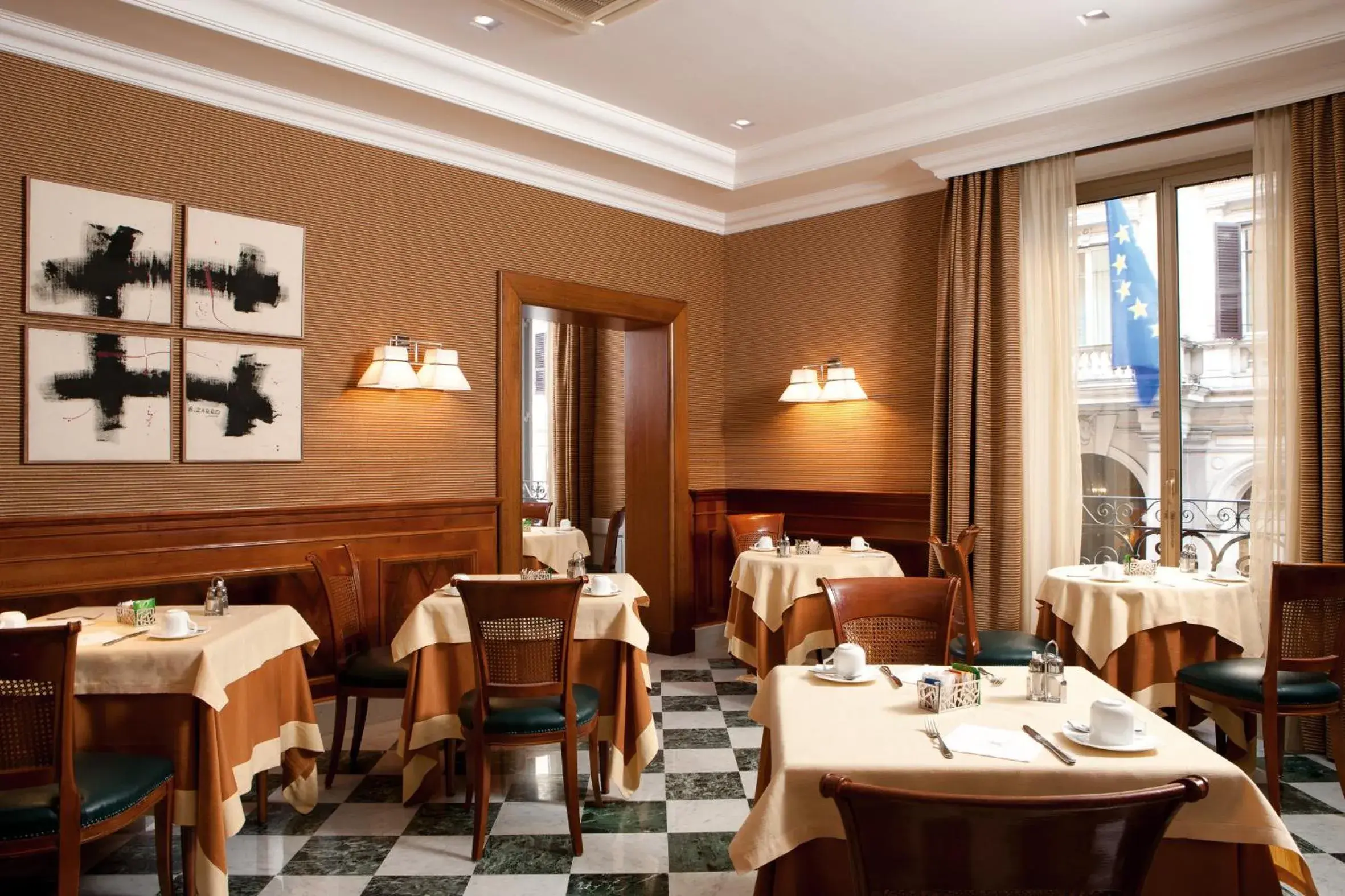 Restaurant/Places to Eat in Hotel Mascagni