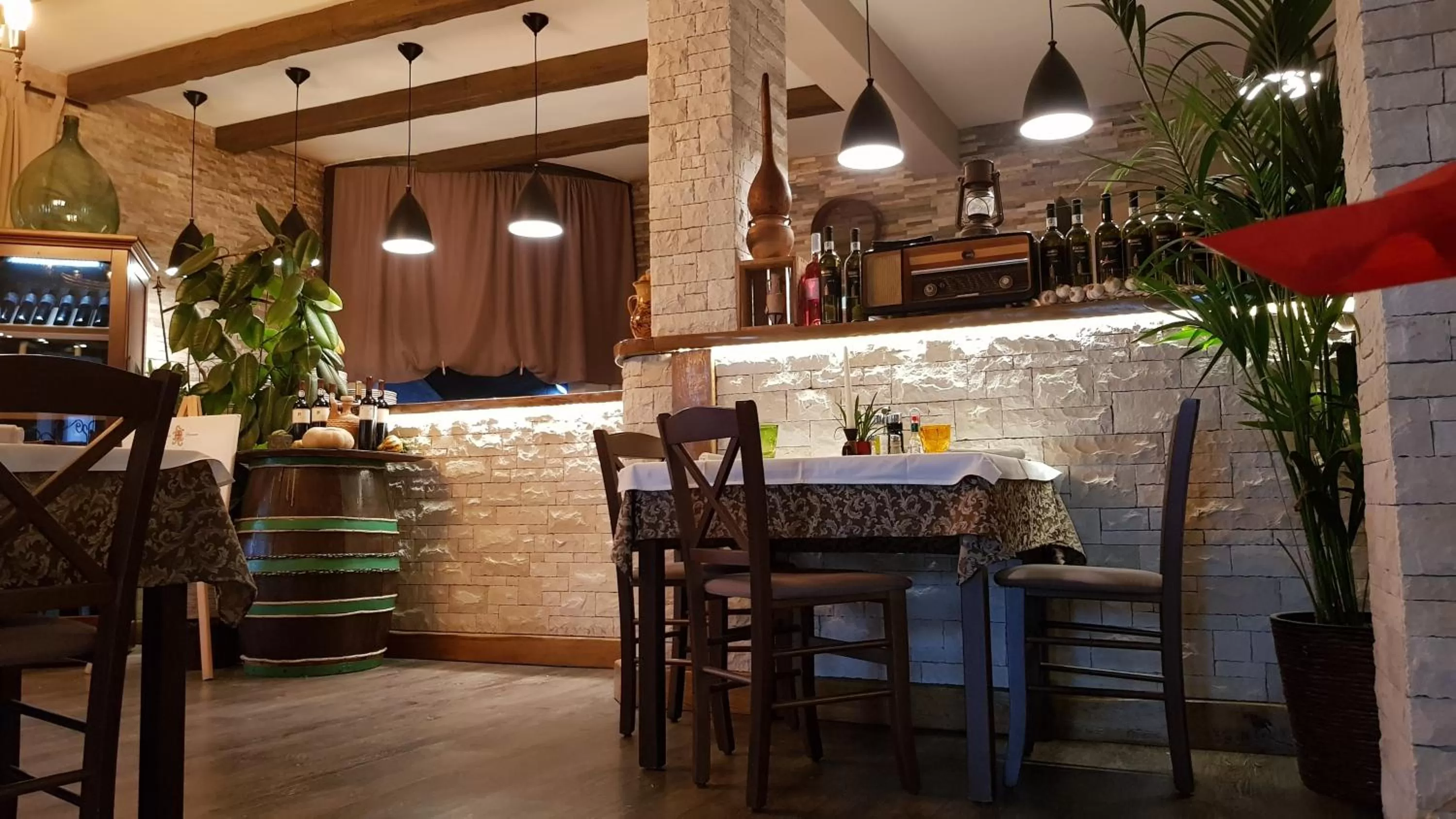 Restaurant/Places to Eat in Boutique B&B Luna