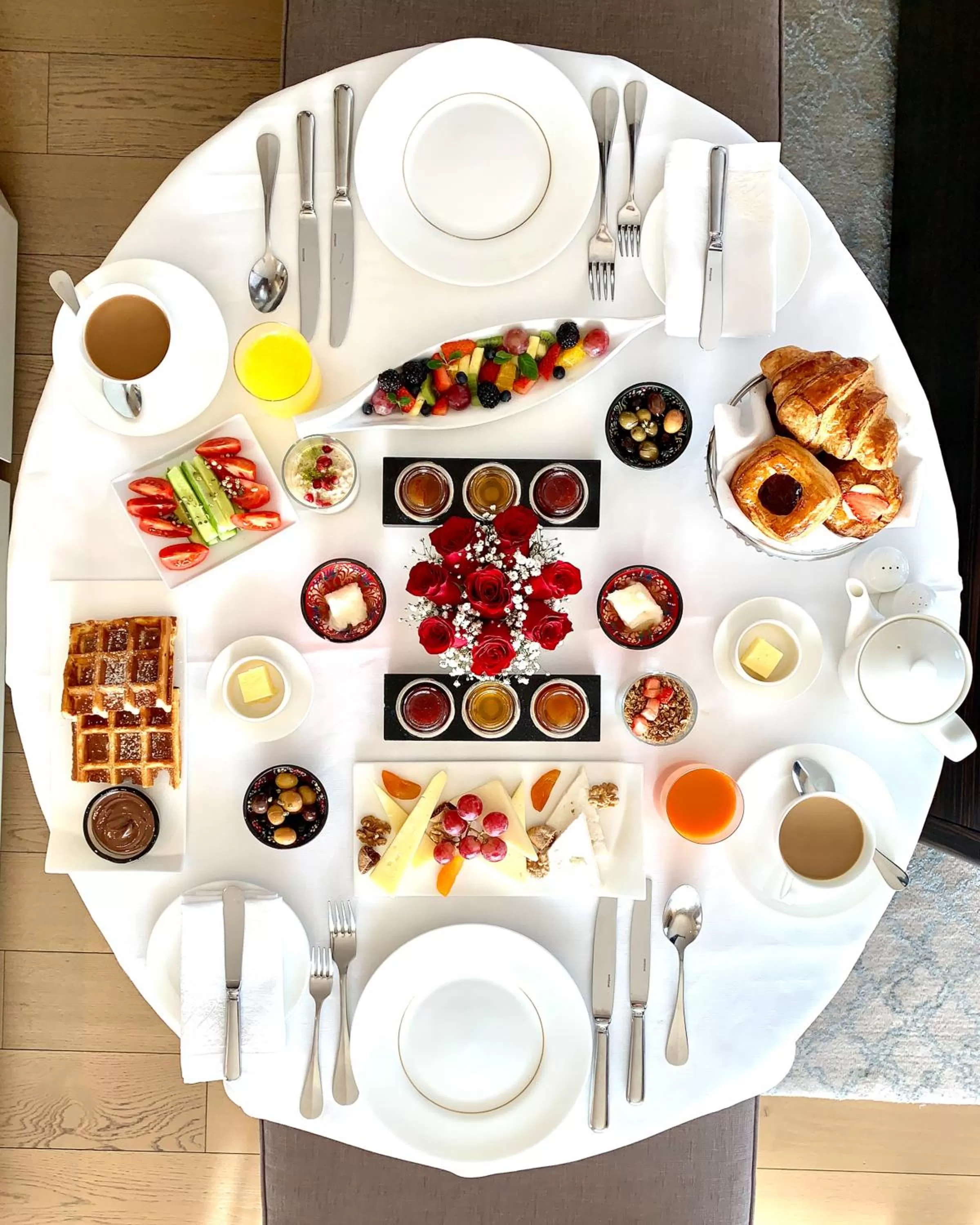 Breakfast in Raffles Istanbul