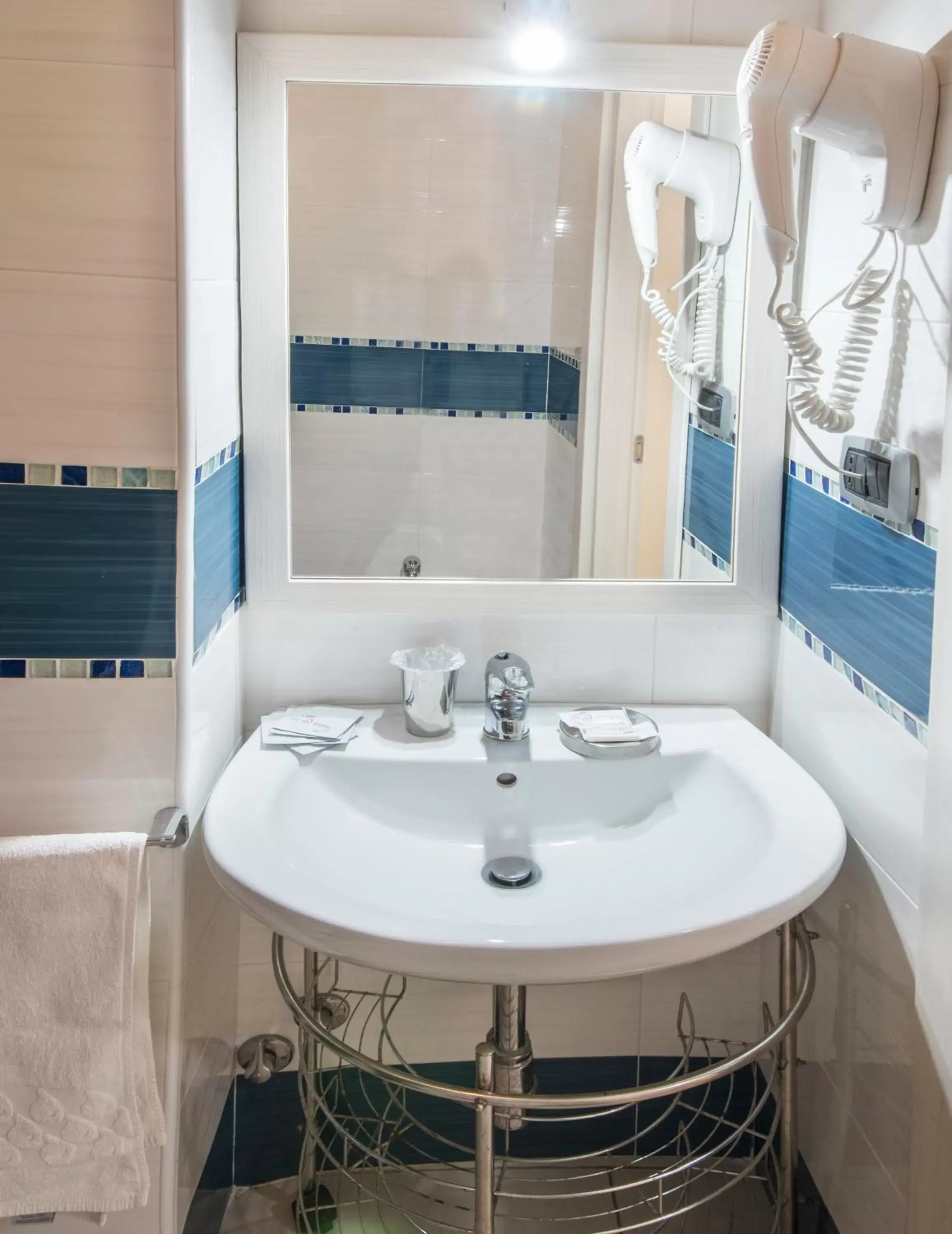 Double Room with Garden View in B&B Solimena Double Room with Garden View in B&B Solimena