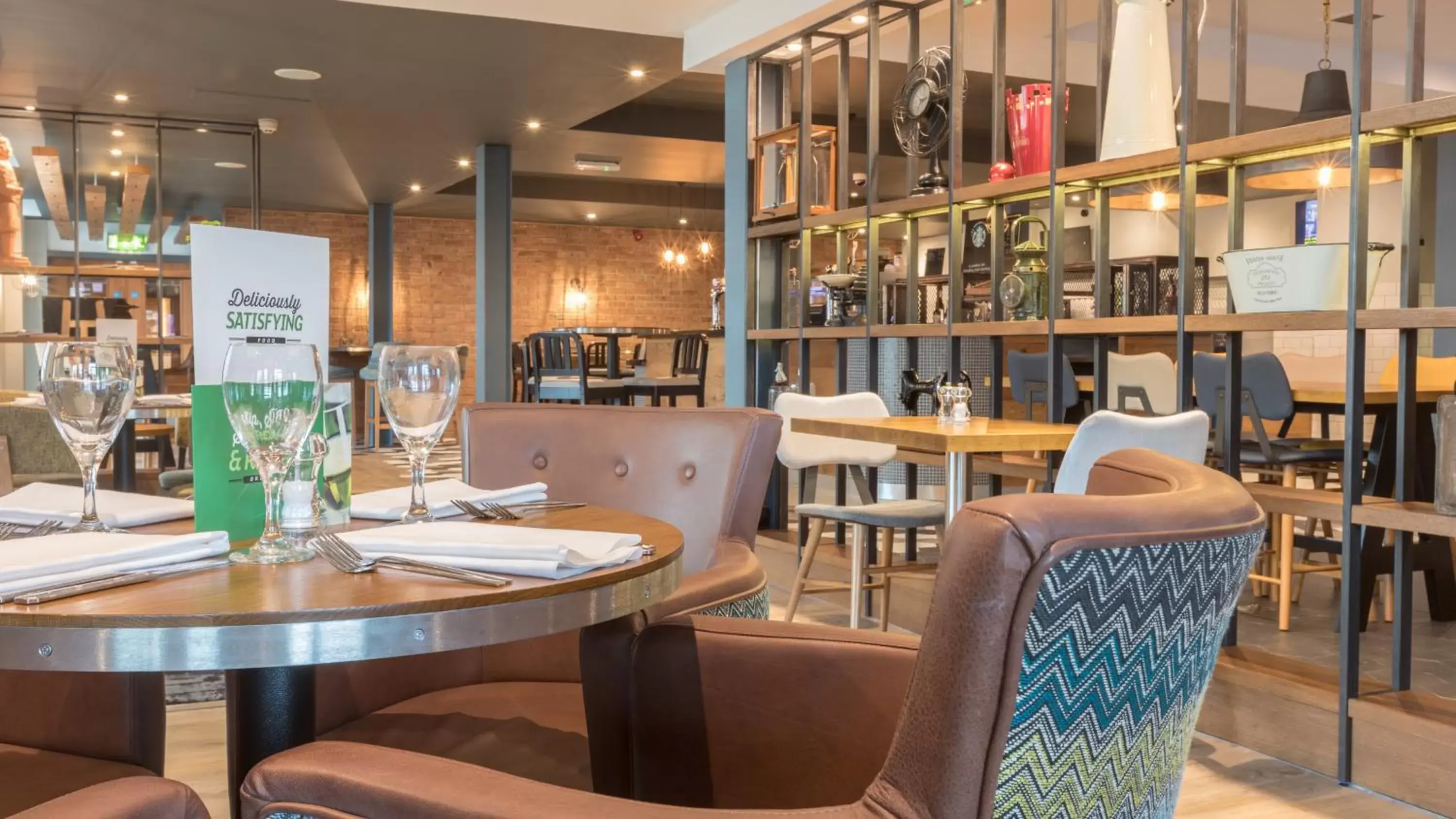 Restaurant/Places to Eat in Holiday Inn Manchester - Central Park, an IHG Hotel