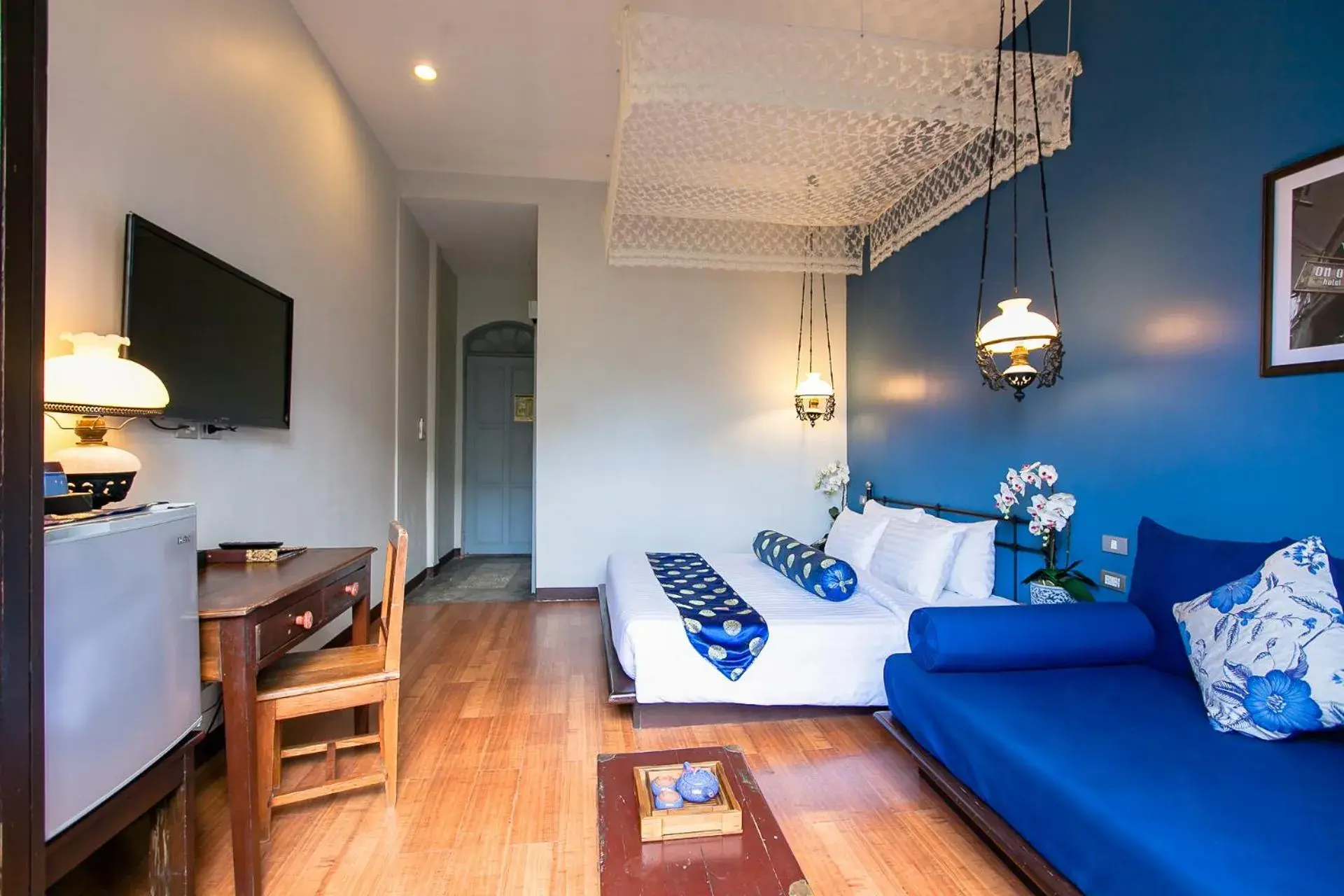 Photo of the whole room, Bed in The Memory at On On Hotel Photo of the whole room, Bed in The Memory at On On Hotel