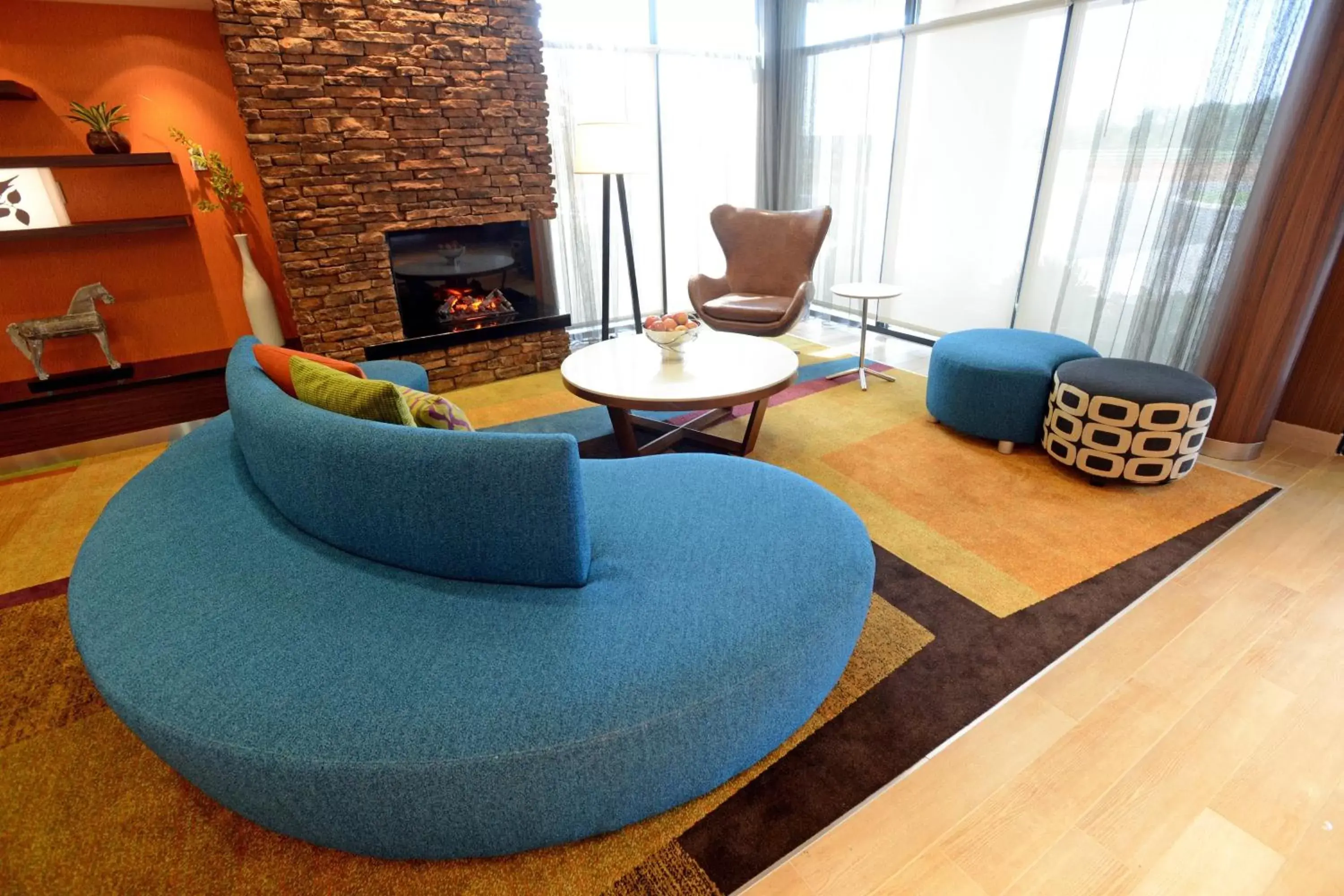 Lobby or reception, Seating Area in Fairfield Inn & Suites by Marriott Bowling Green