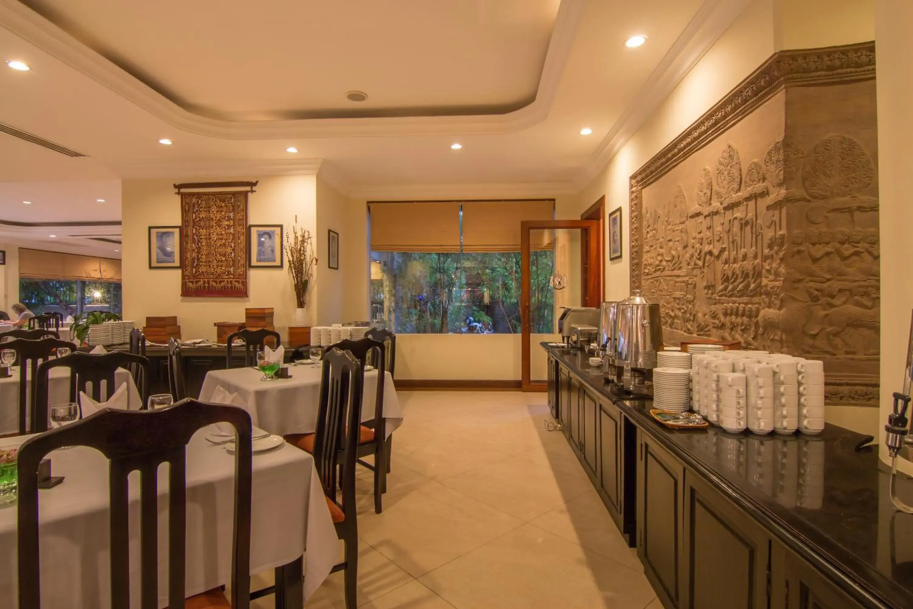 Restaurant/Places to Eat in Khemara Angkor Hotel & Spa