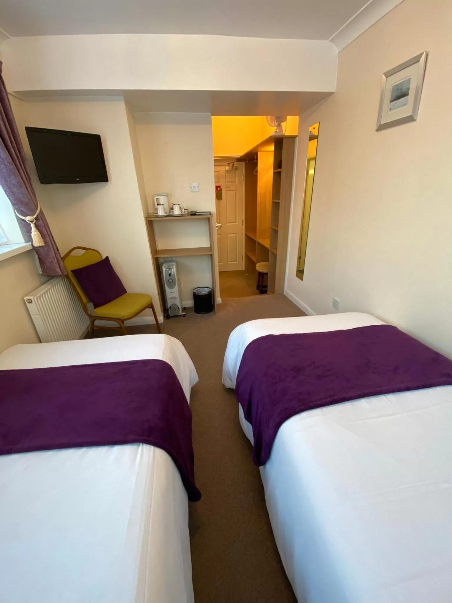 TV and multimedia, Bed in Paignton Court