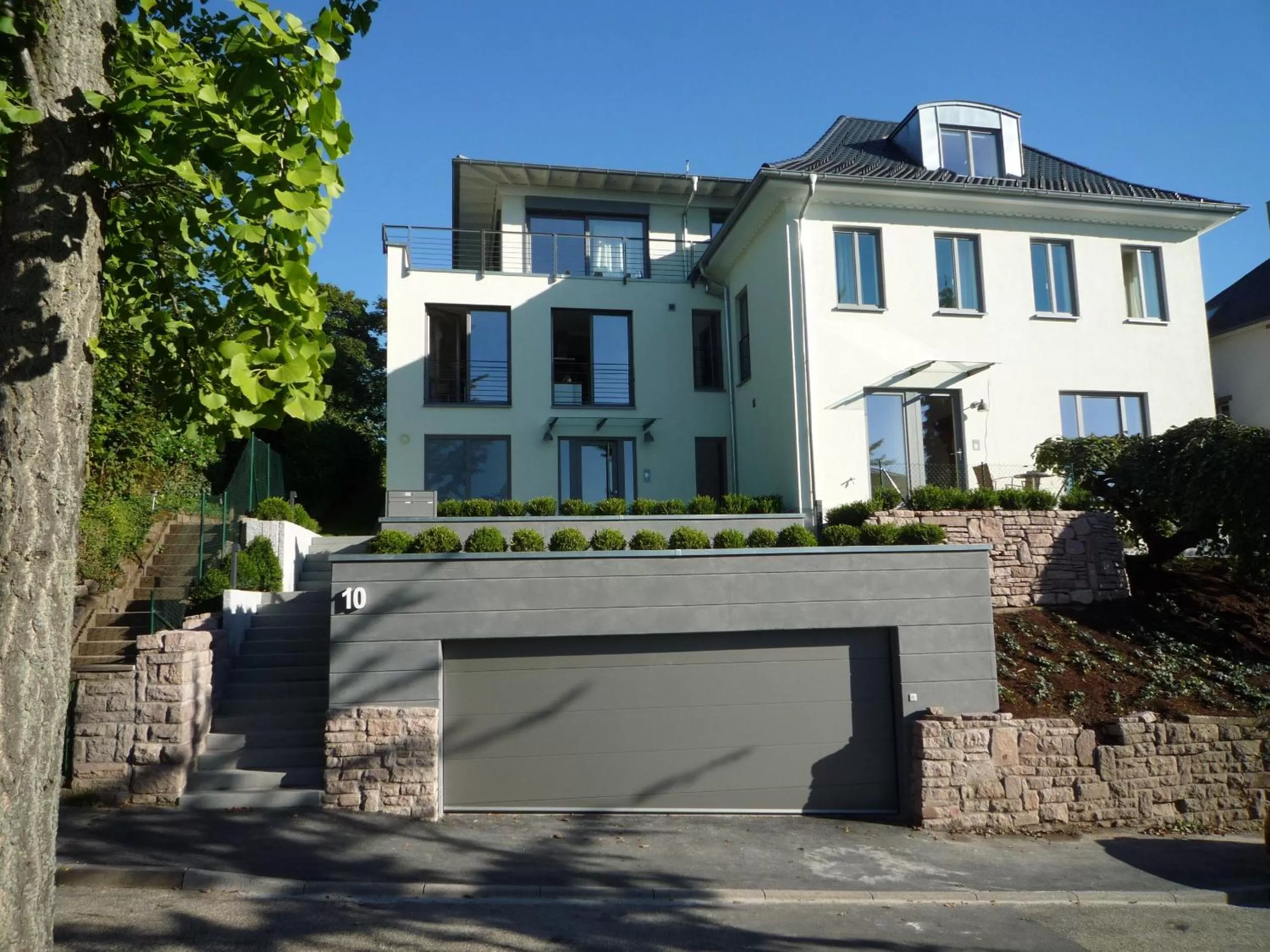 Facade/entrance in Aqua Aurelia Suitenhotel an den Thermen
