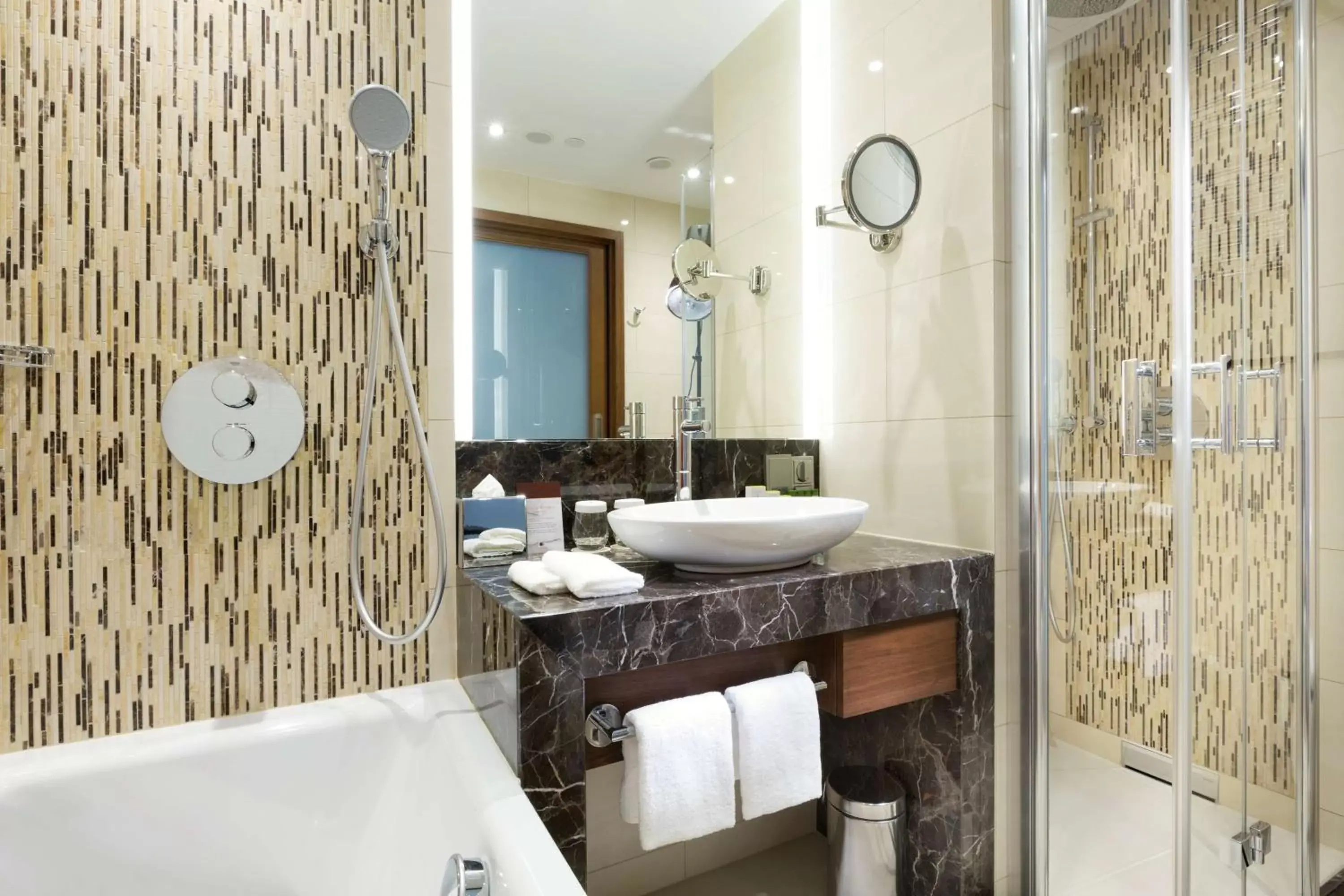 Bathroom in DoubleTree by Hilton Hotel & Conference Centre Warsaw