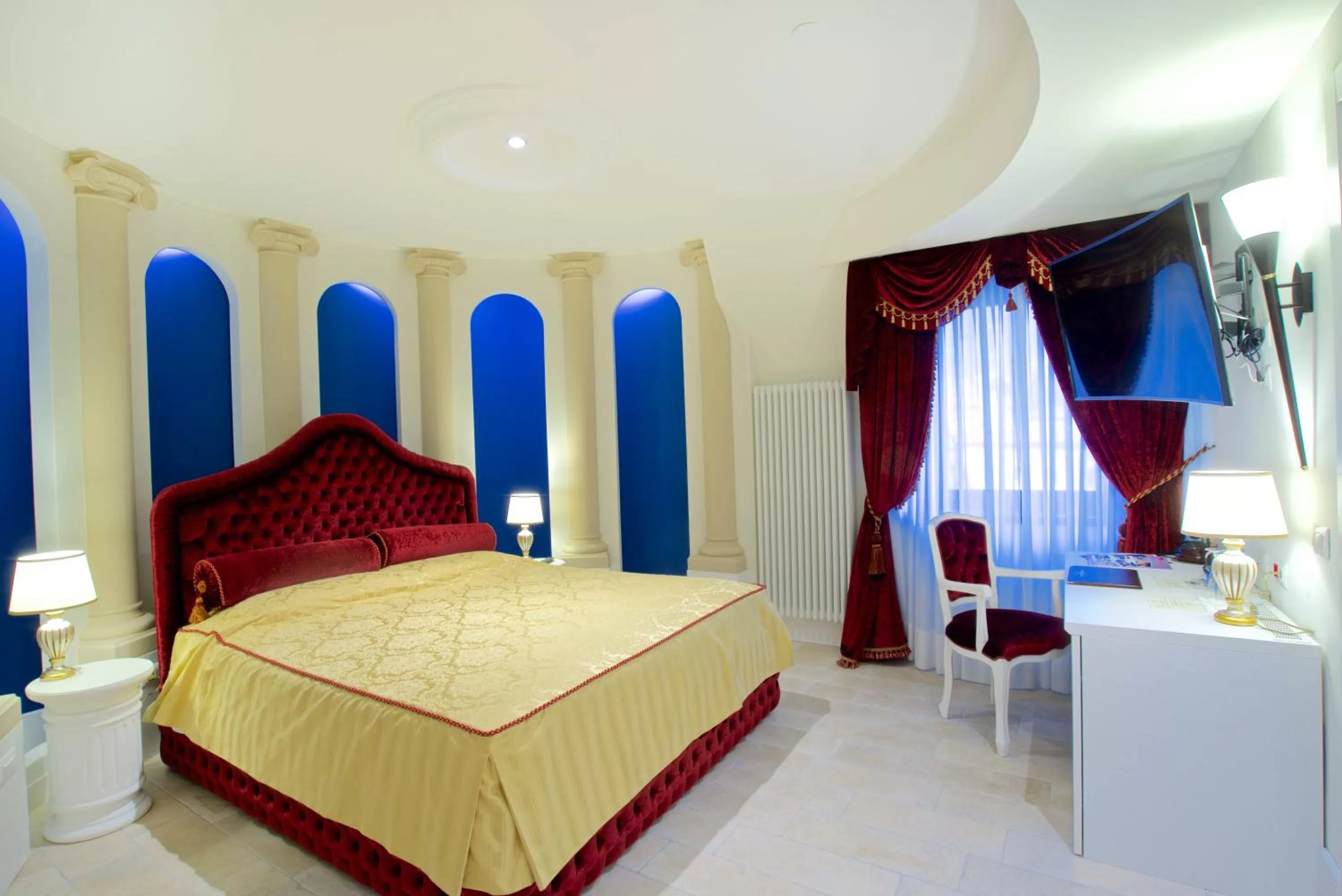 Bedroom, Bed in Design Suite Tirano