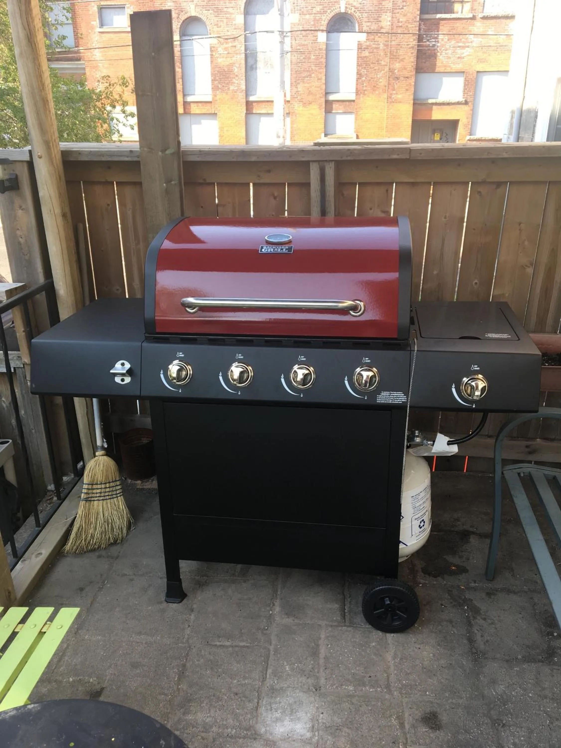 BBQ facilities in Pring Guesthouse