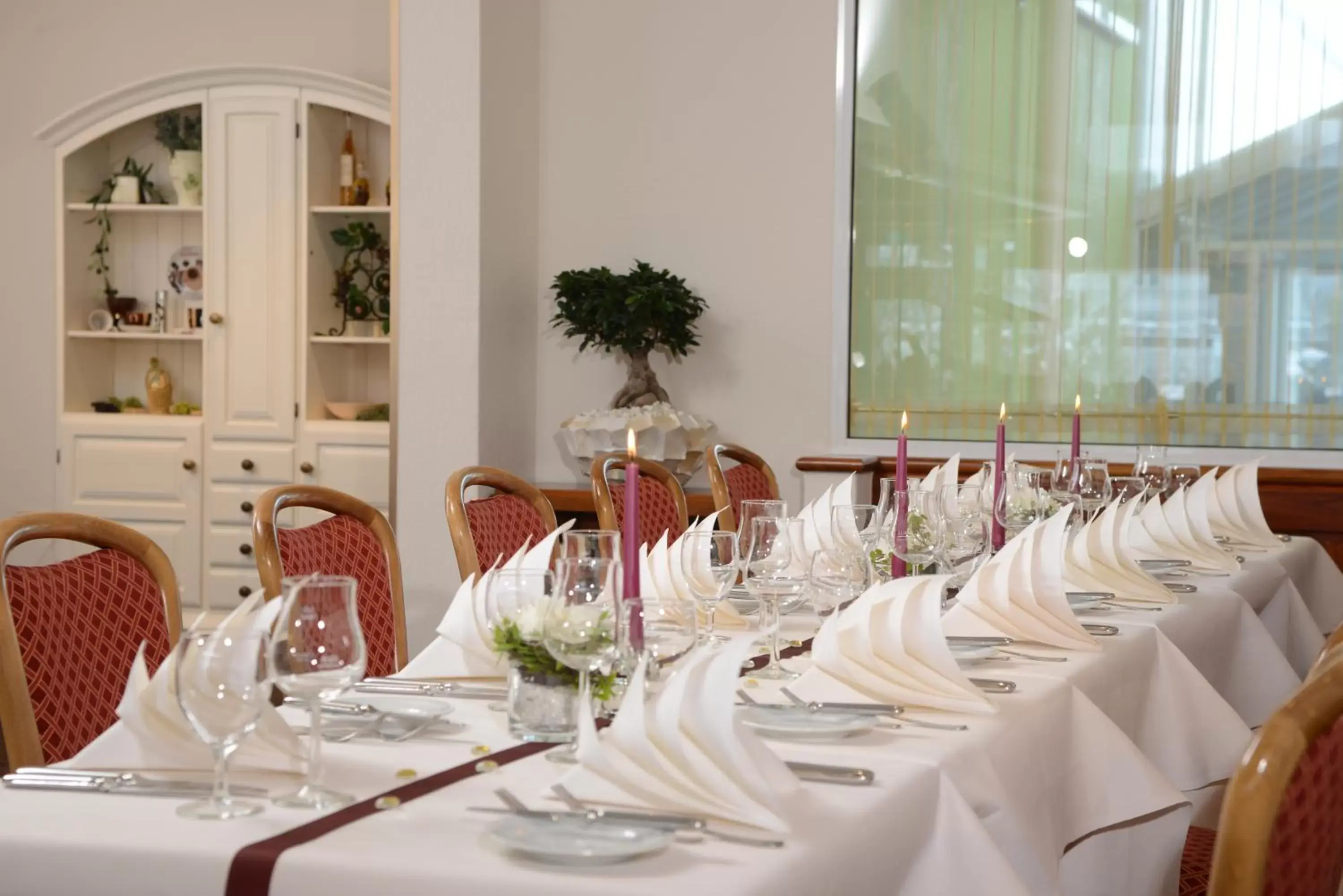 Restaurant/Places to Eat in Best Western Parkhotel Weingarten