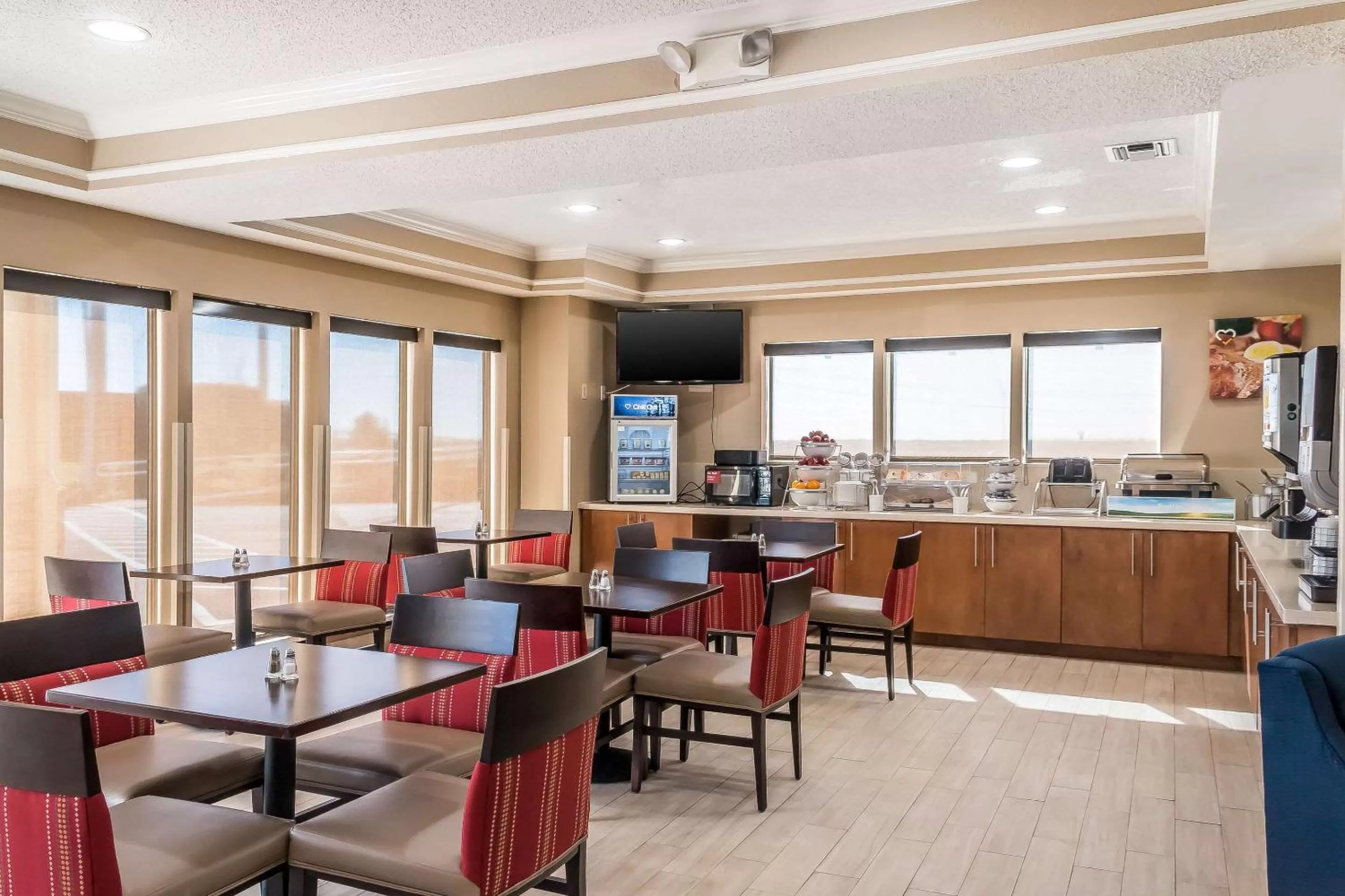 Restaurant/places to eat in Comfort Inn near Frost Bank Center