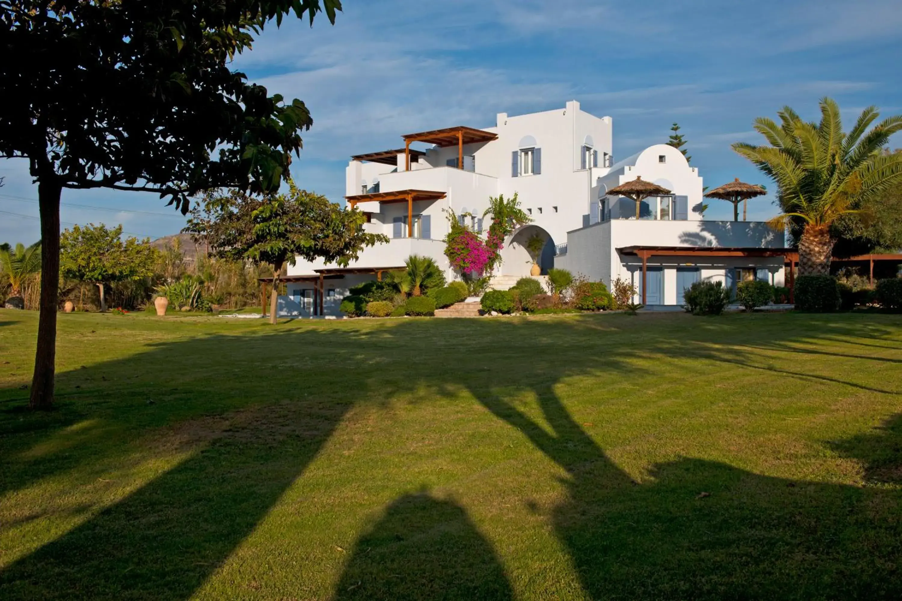 Garden, Property Building in Ammos Naxos Exclusive Apartment