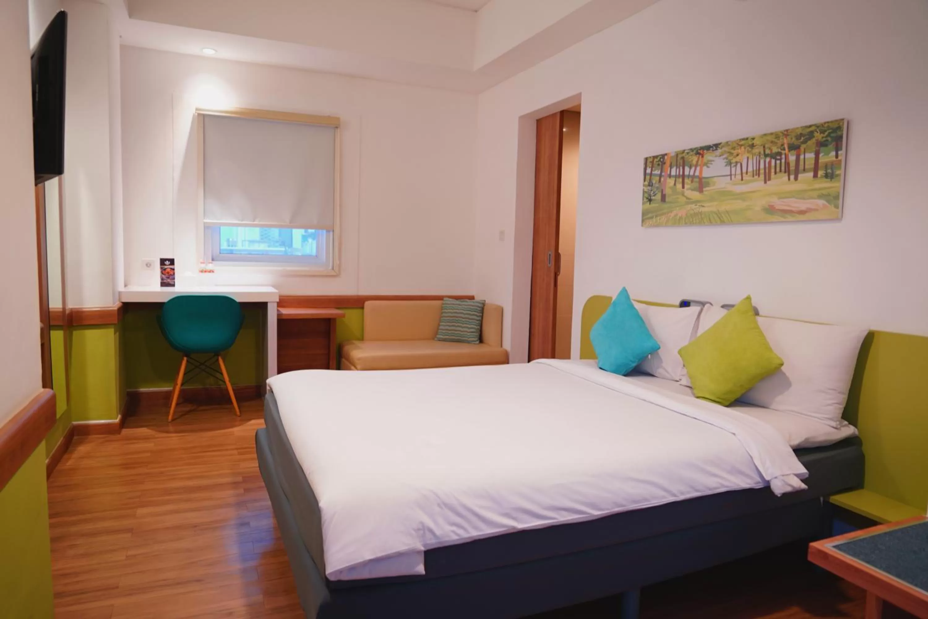 Bed in Deka Hotel Surabaya HR Muhammad