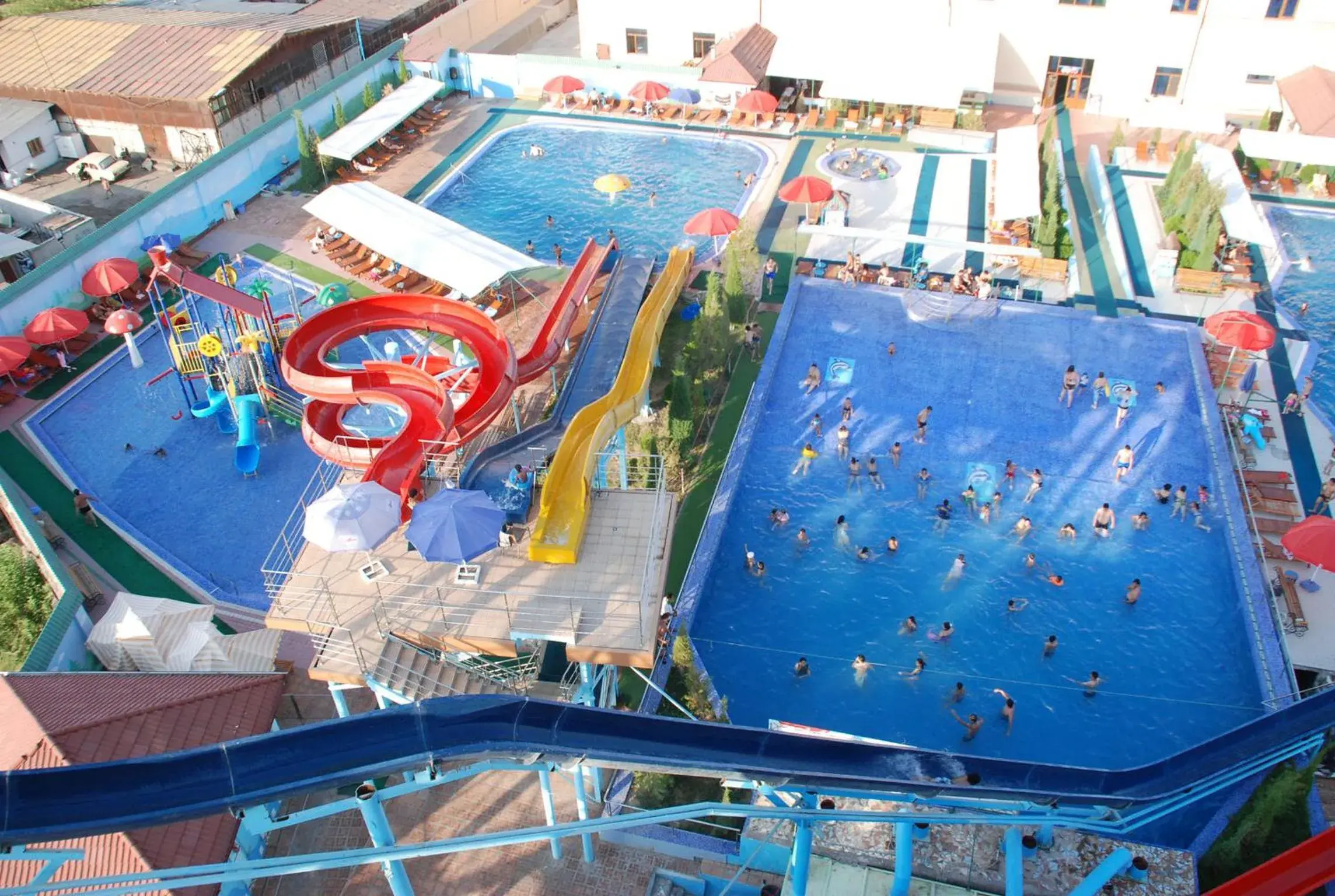 Bird's eye view, Pool View in Golden Valley Hotel