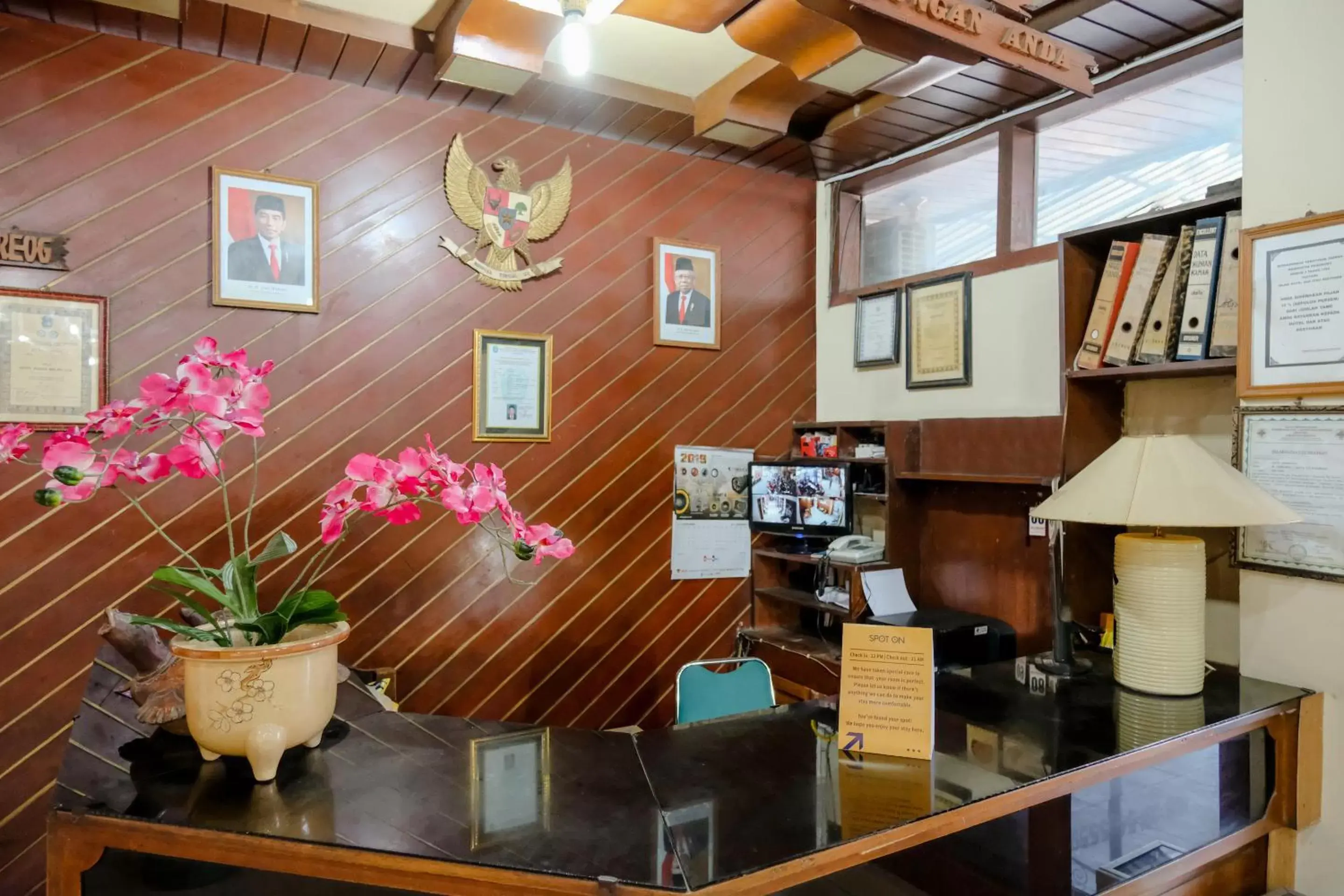 Lobby or reception in SUPER OYO 1761 Hotel Dirgahayu