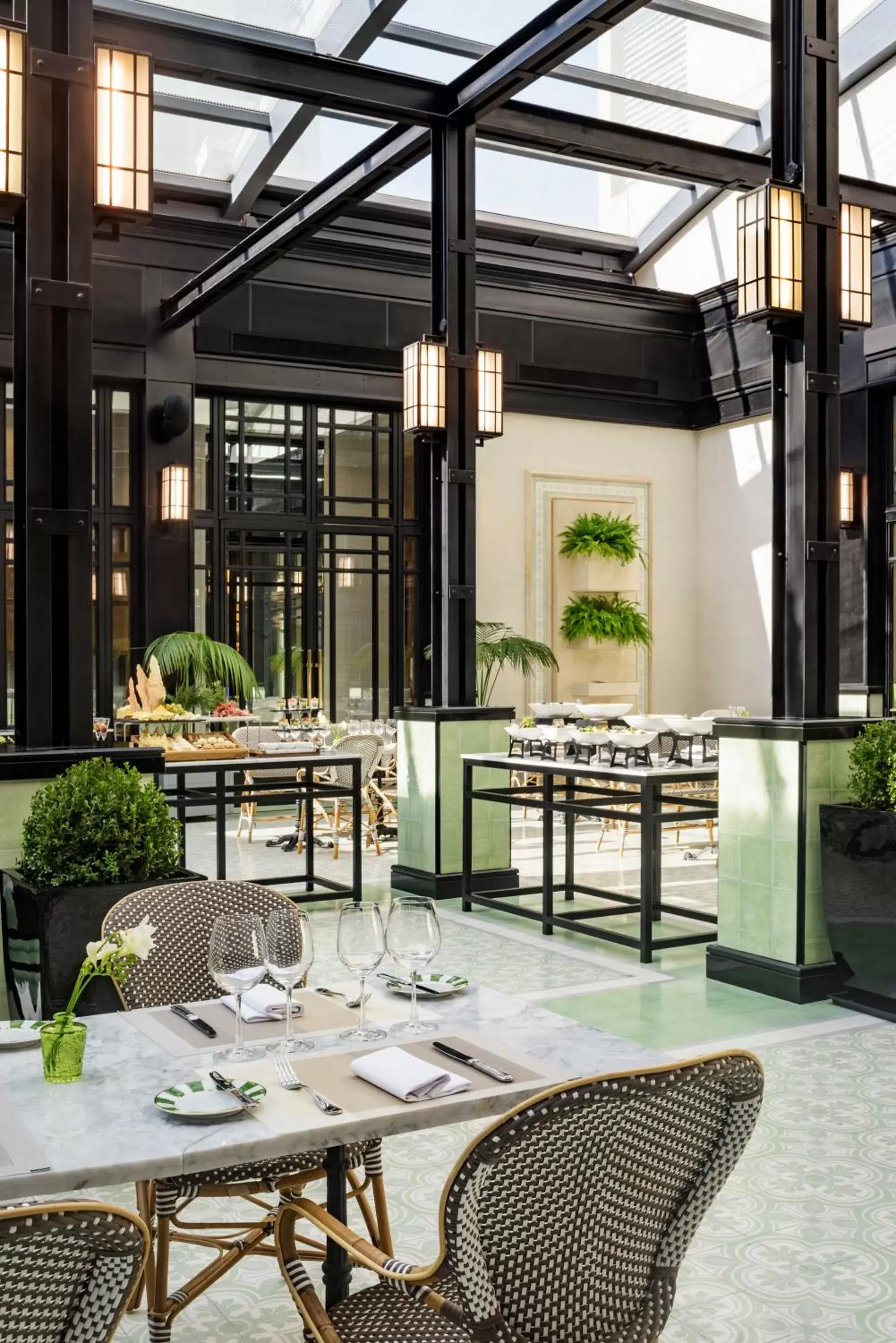 Restaurant/Places to Eat in Alvear Icon Hotel