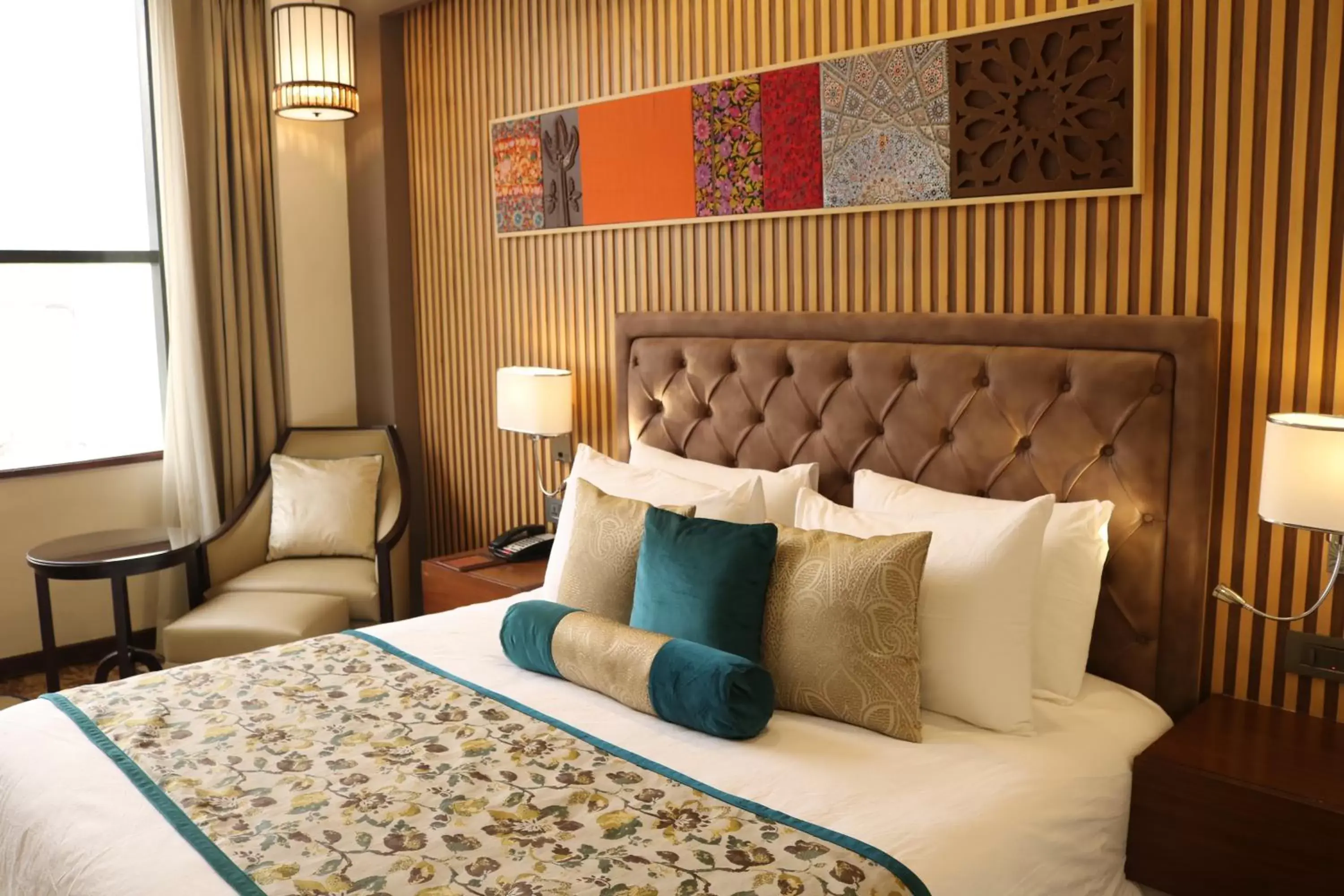 Bed in Radisson Srinagar