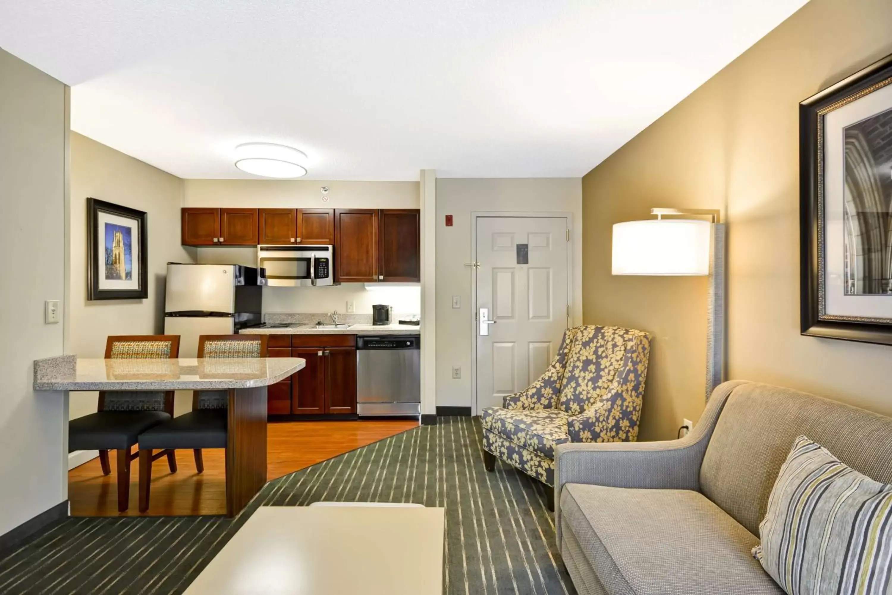 Bedroom, Seating Area in Homewood Suites Durham-Chapel Hill I-40