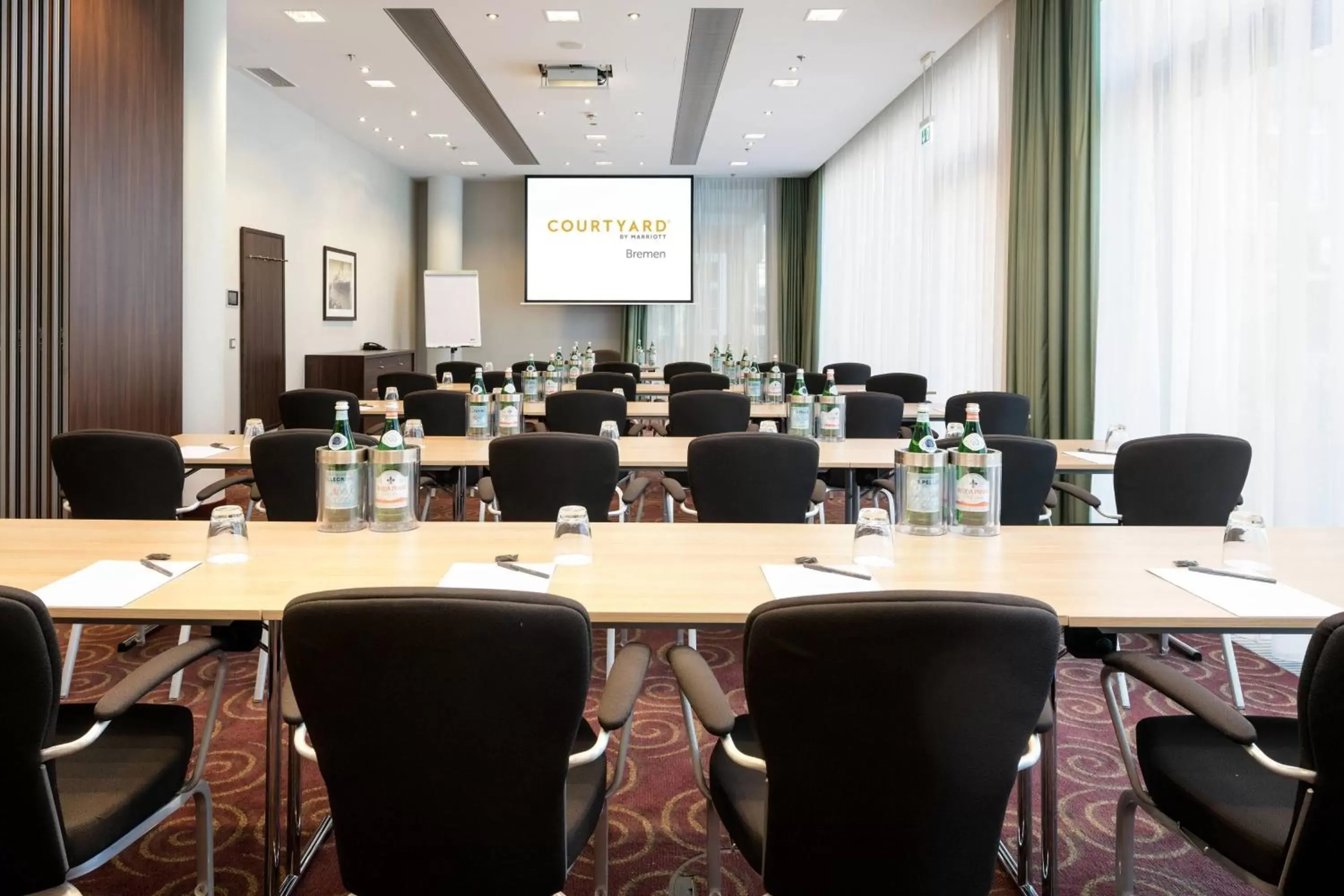 Meeting/conference room in Courtyard by Marriott Bremen