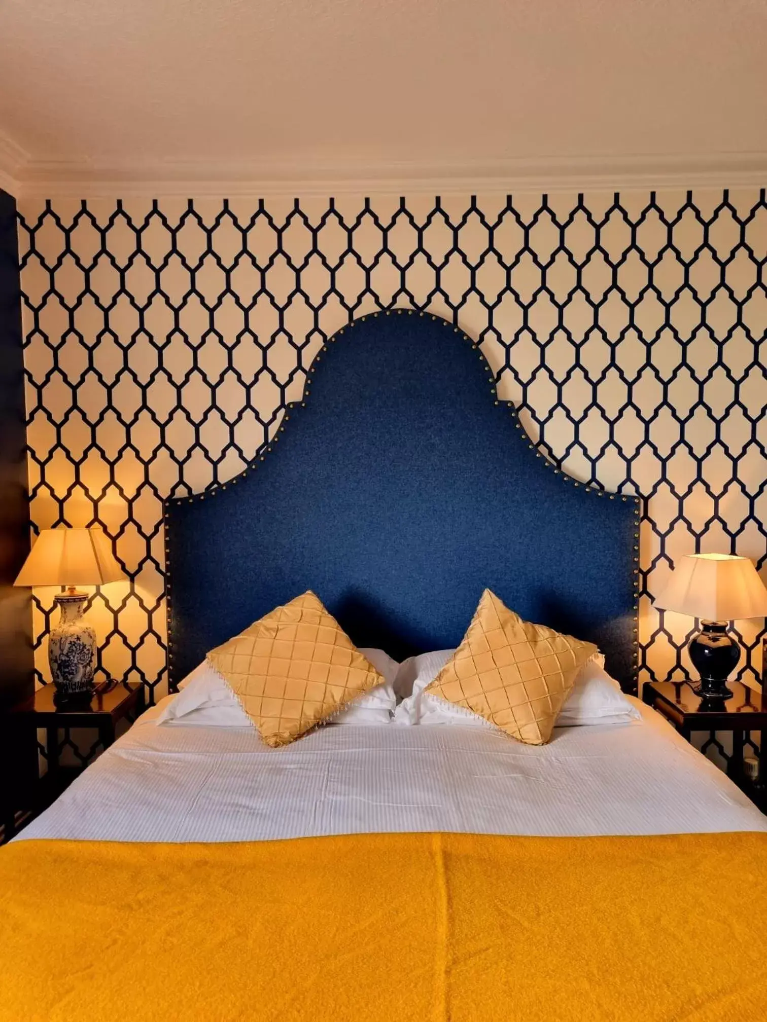 Bed in Villa Rothsay Hotel