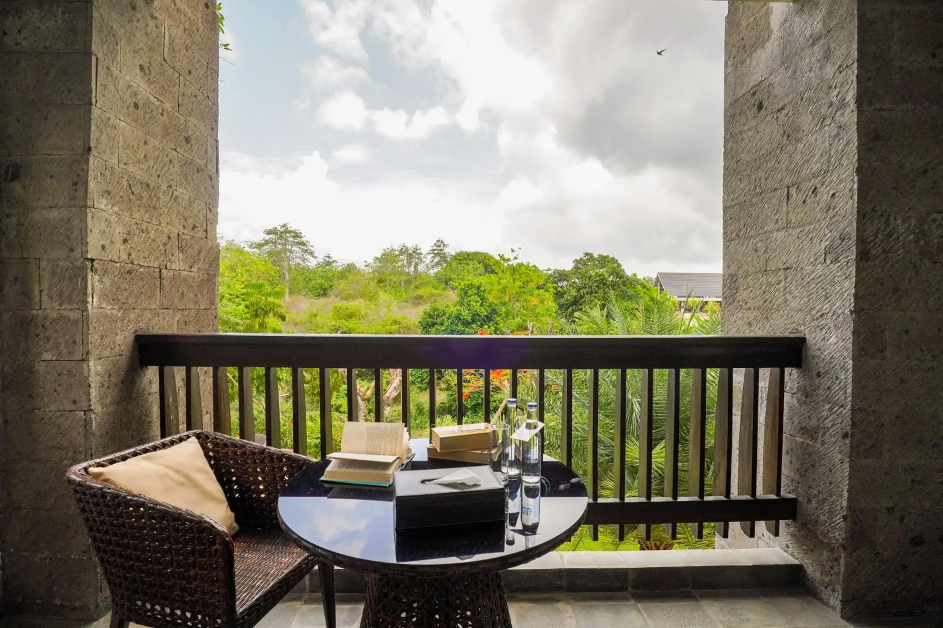 Garden view, Balcony/Terrace in Royal Tulip Springhill Resort Jimbaran