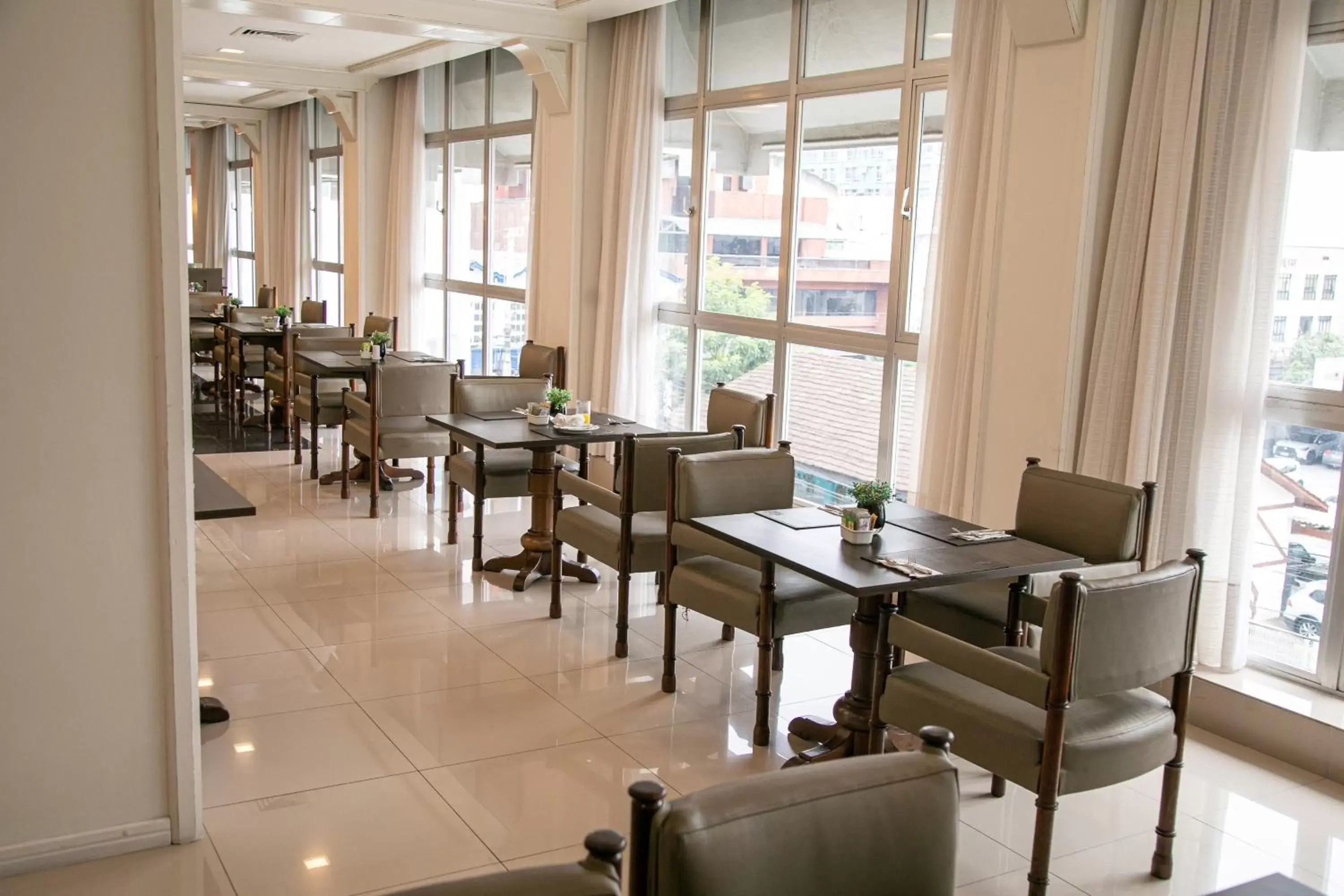 Restaurant/Places to Eat in Plaza Blumenau Hotel