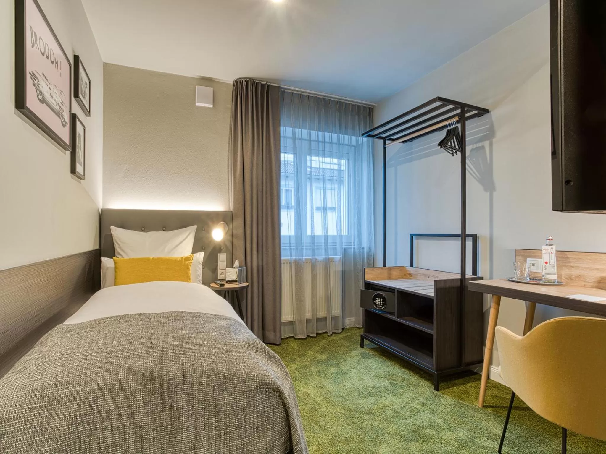 Photo of the whole room, Bed in NYCE Hotel Ingolstadt