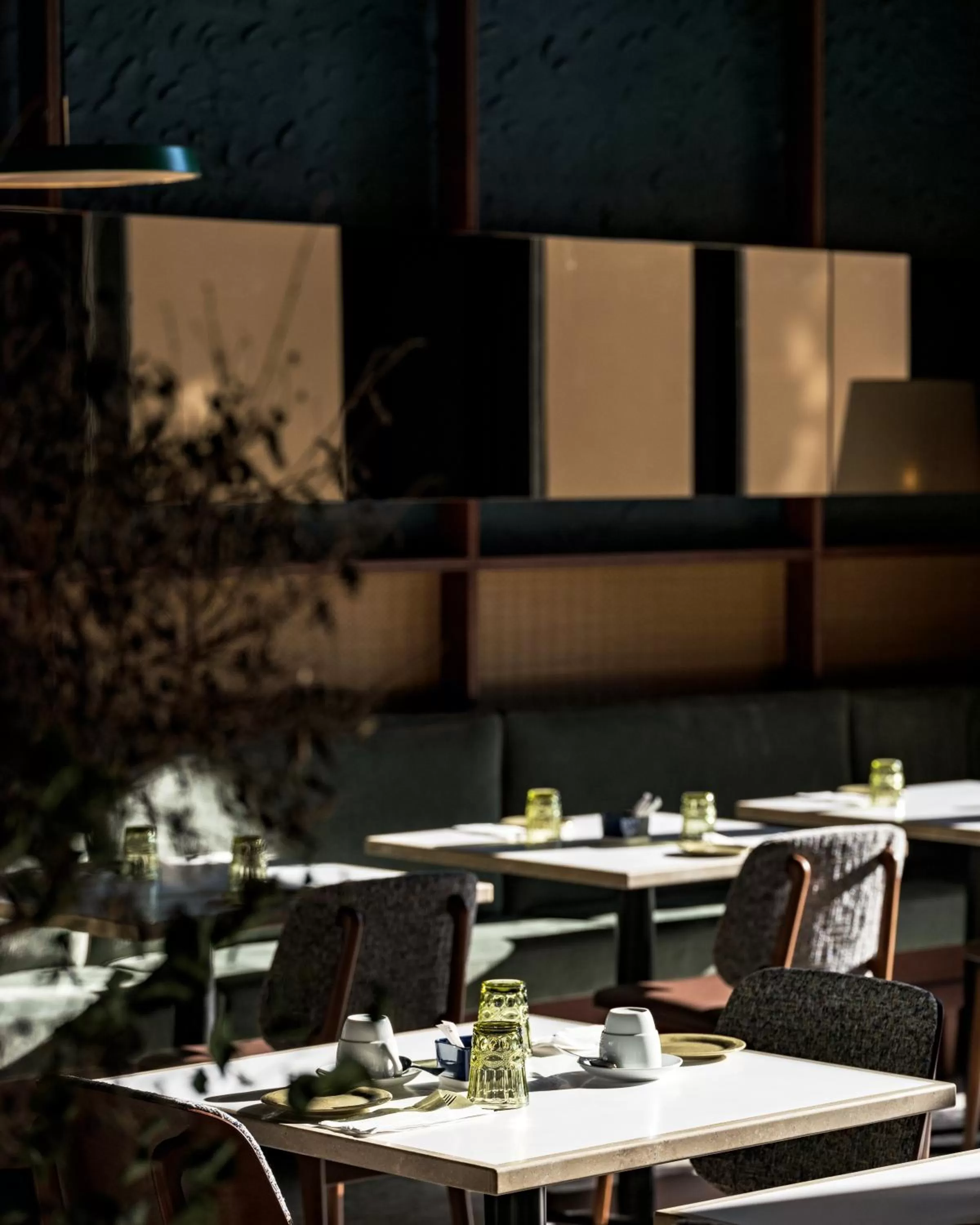 Restaurant/places to eat in Axis Porto Club Aliados