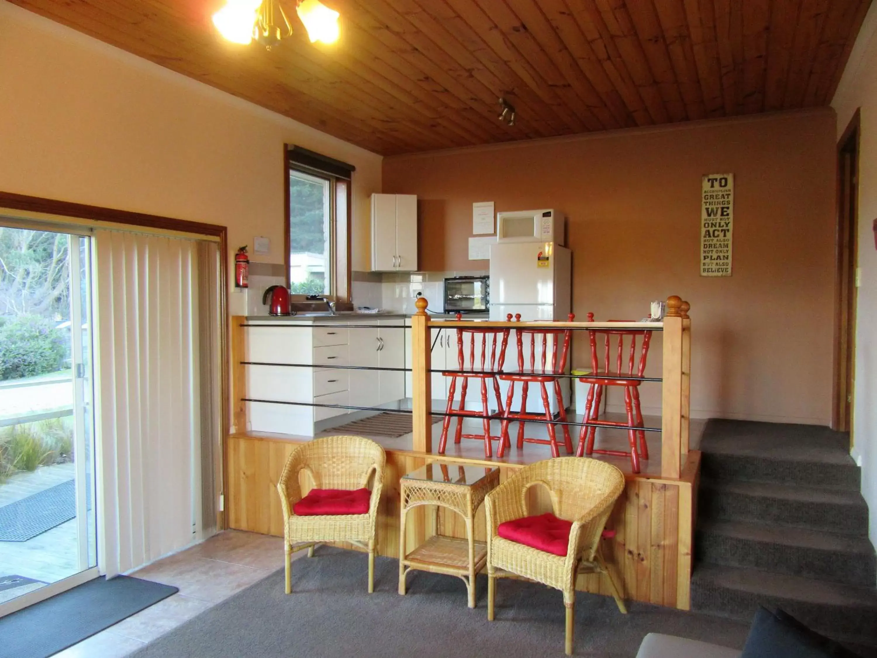 One-Bedroom Apartment with Spa Bath in Sherwood View Accommodation One-Bedroom Apartment with Spa Bath in Sherwood View Accommodation