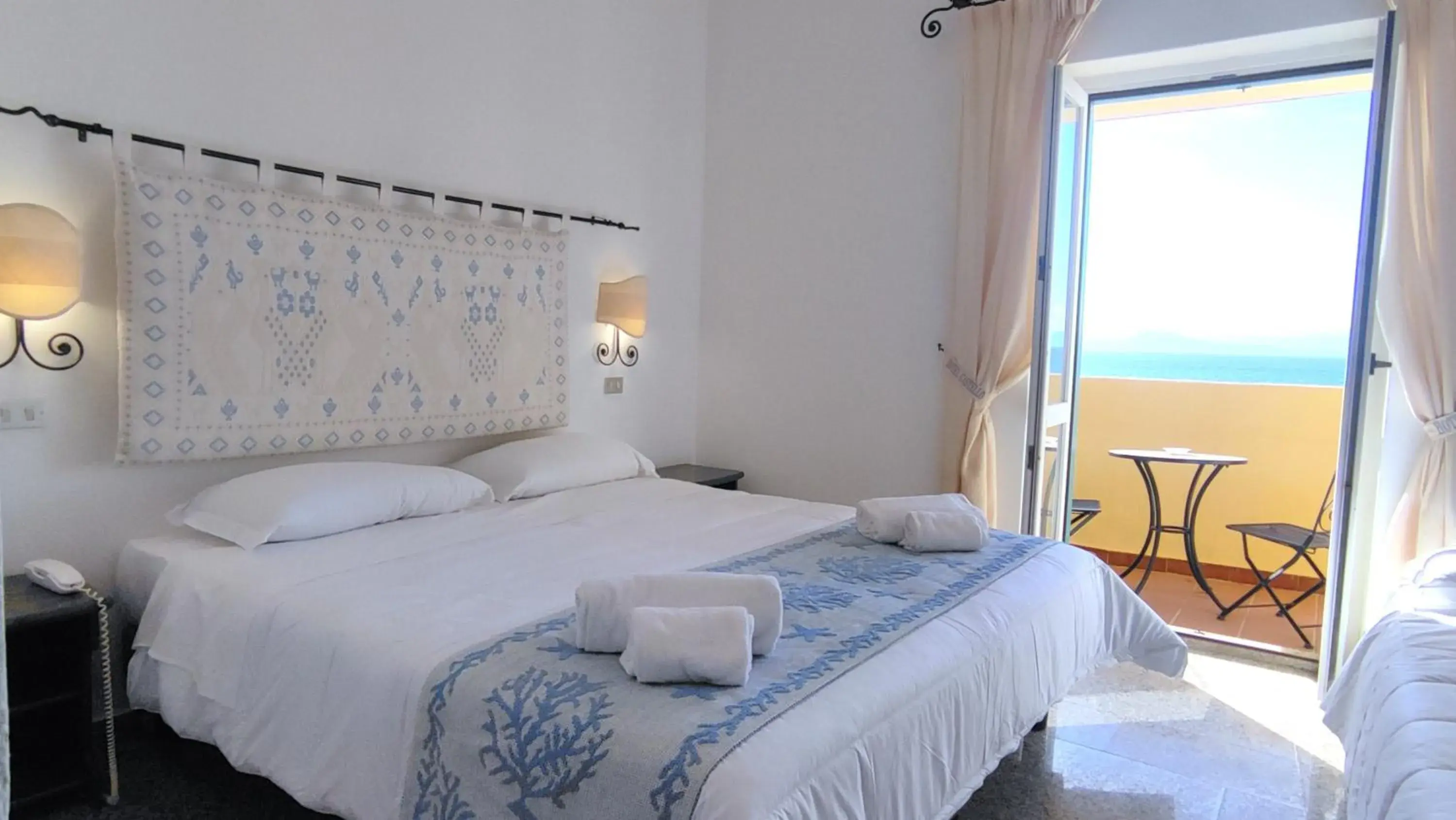 Bedroom, Bed in Hotel Castello