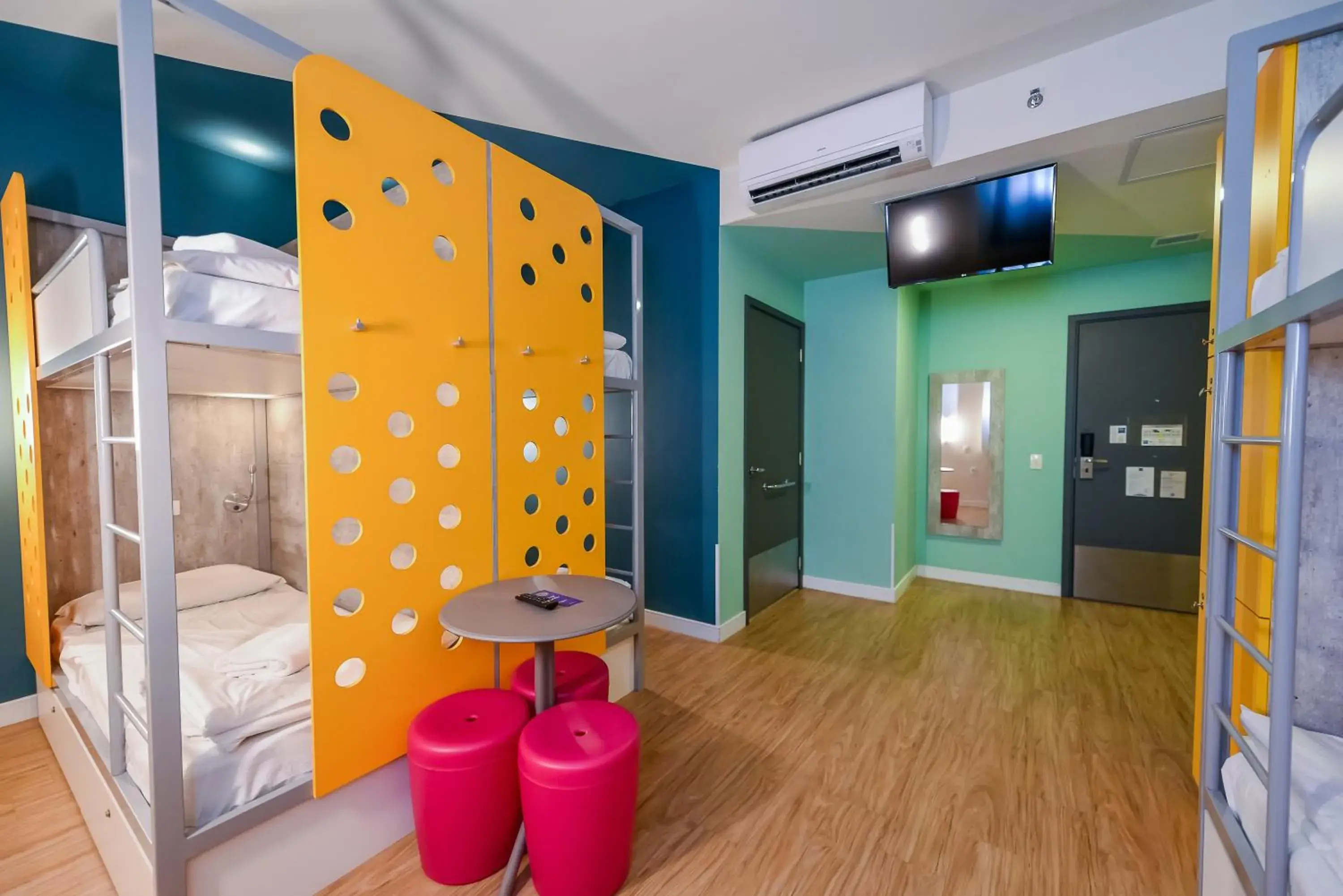 Family Apartment With Three Bunk Beds in ibis budget Santos Gonzaga Family Apartment With Three Bunk Beds in ibis budget Santos Gonzaga