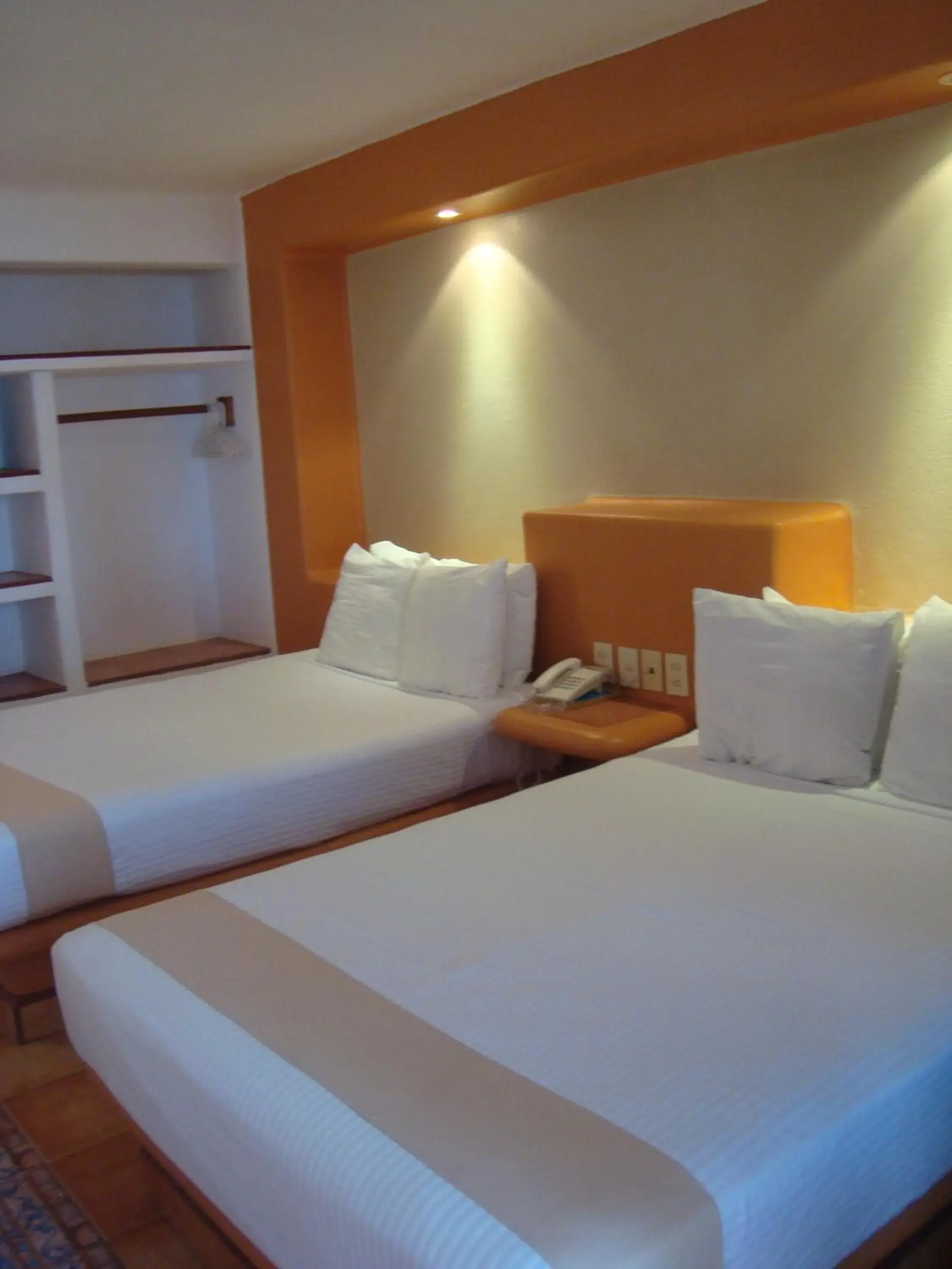 Bedroom, Room Photo in Hotel Villa Mexicana