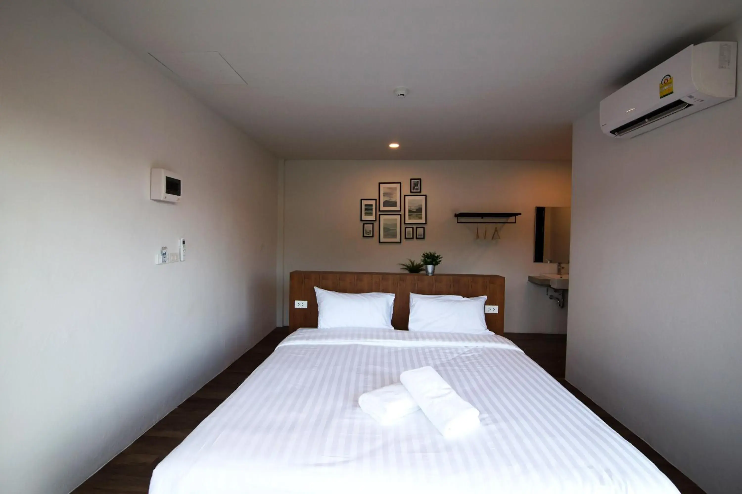 Bed in The Arbern Hotel x Bistro - SHA Extra Plus Bed in The Arbern Hotel x Bistro - SHA Extra Plus