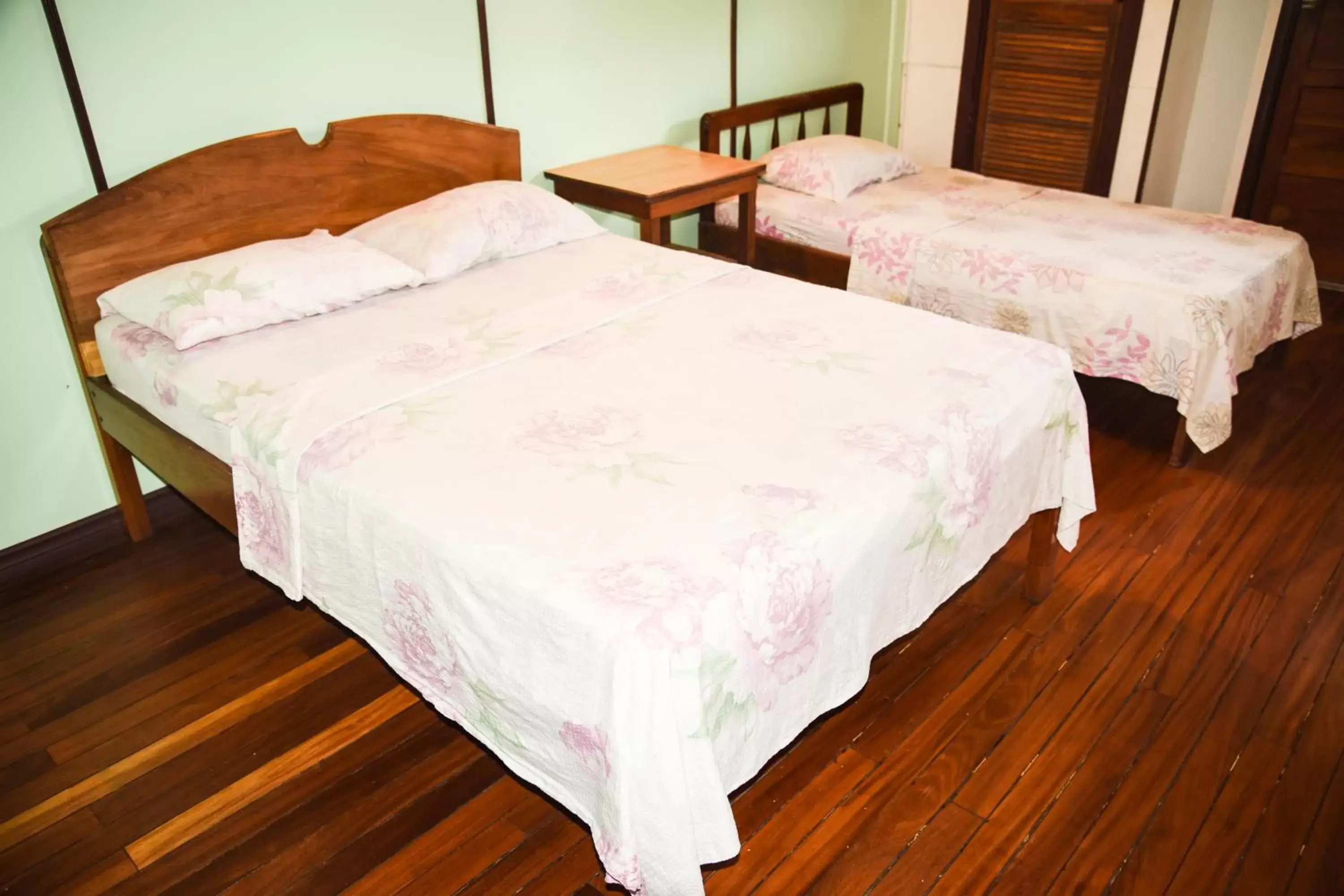 Bed in Hotel Marielos