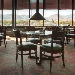 Restaurant/Places to Eat in Coast Wenatchee Center Hotel