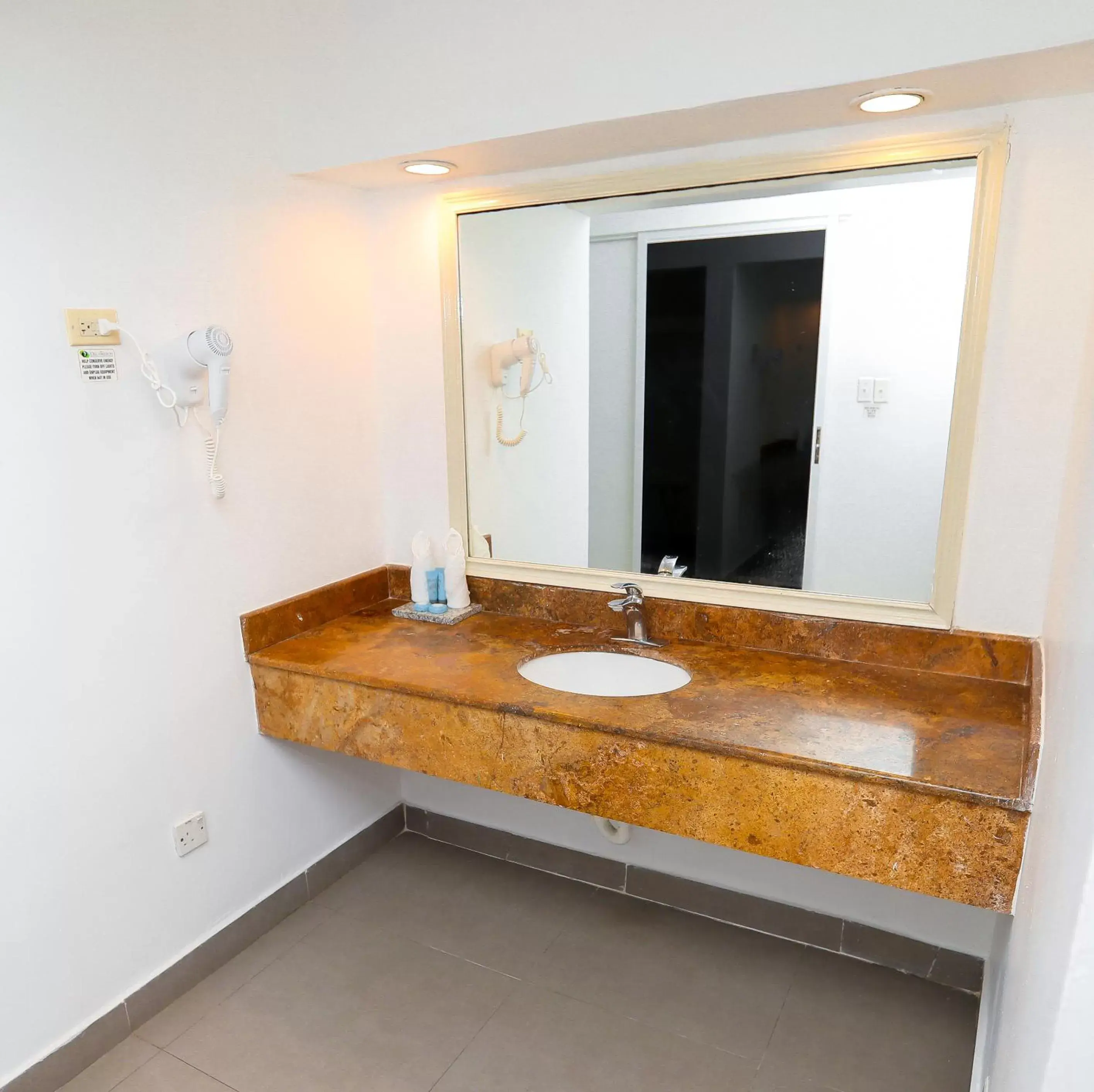 Bathroom in Royal Decameron Montego Beach Resort - ALL INCLUSIVE