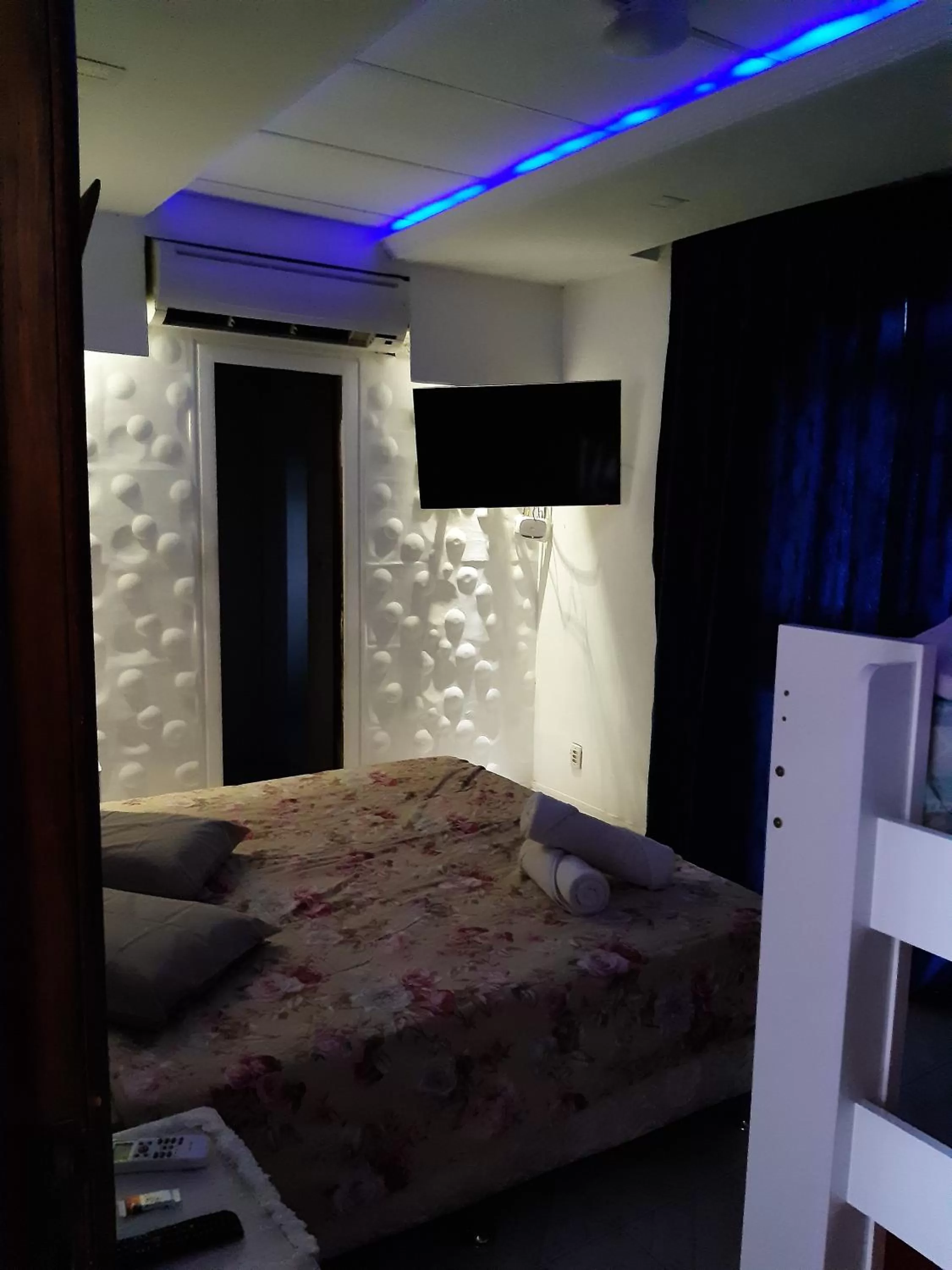 Photo of the whole room, Bed in Pousada Casa Familia