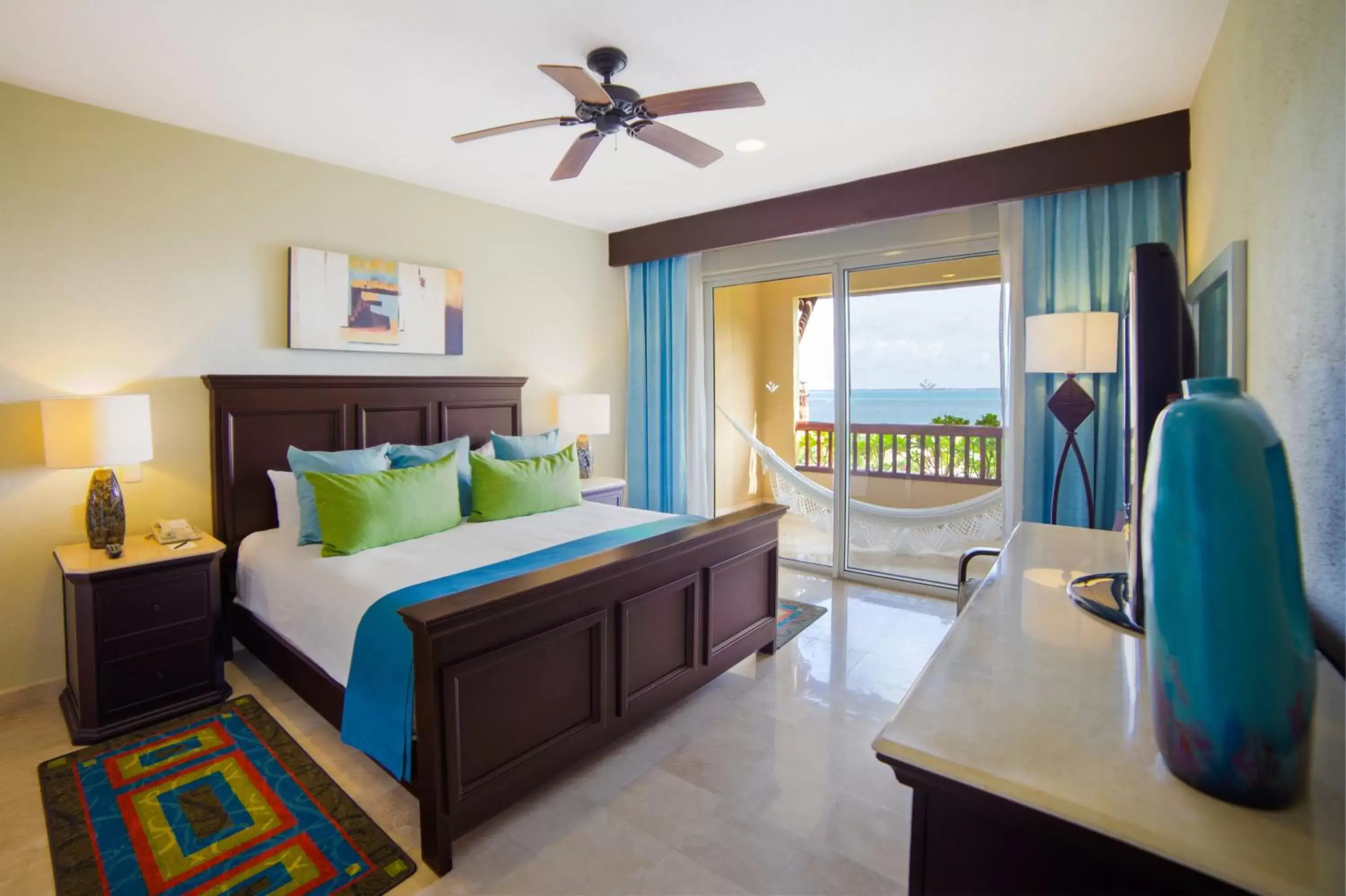 Bed in Villa del Palmar Cancun Luxury Beach Resort & Spa