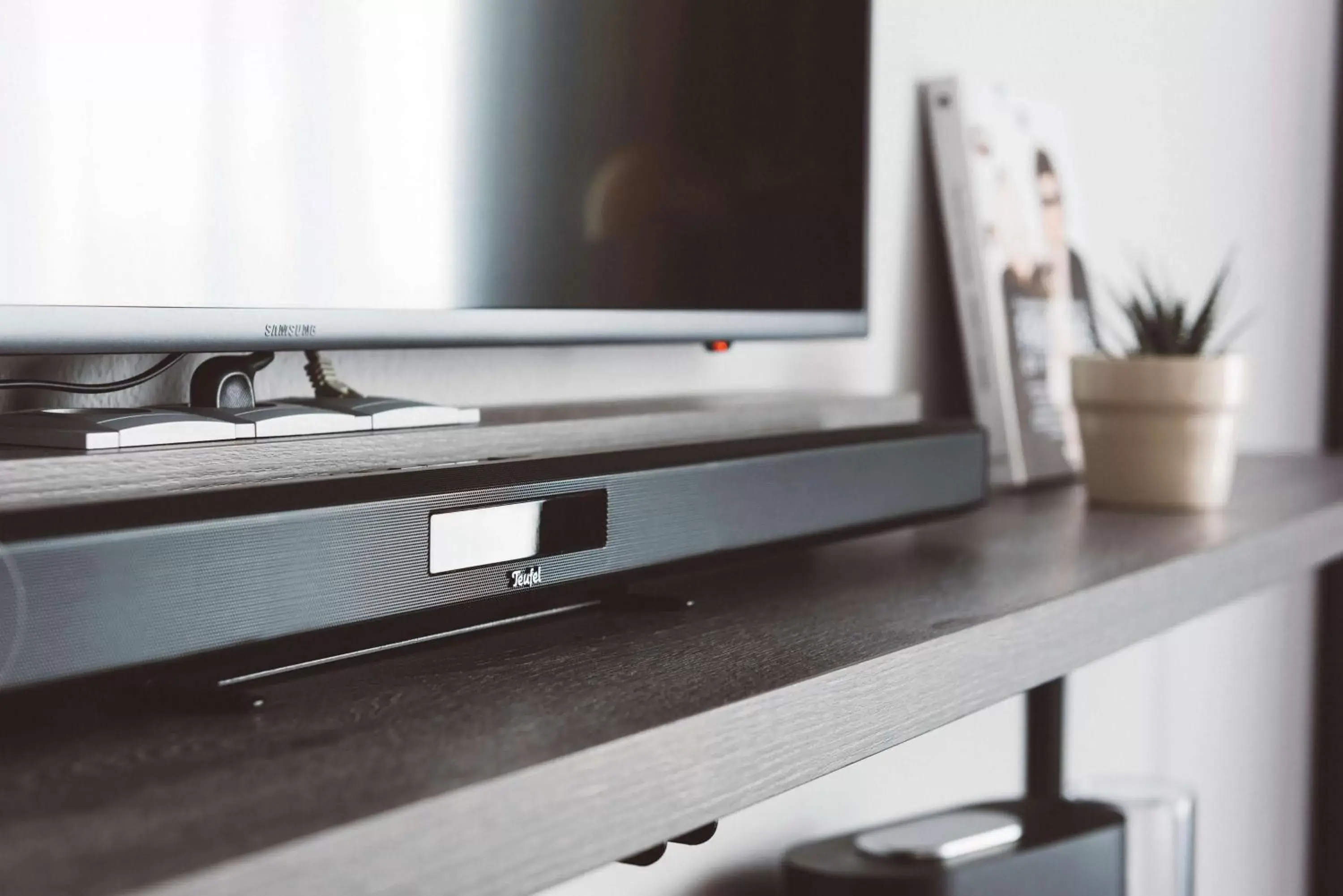 Bedroom, TV/Entertainment Center in Hotel Berlin, Berlin, a member of Radisson Individuals