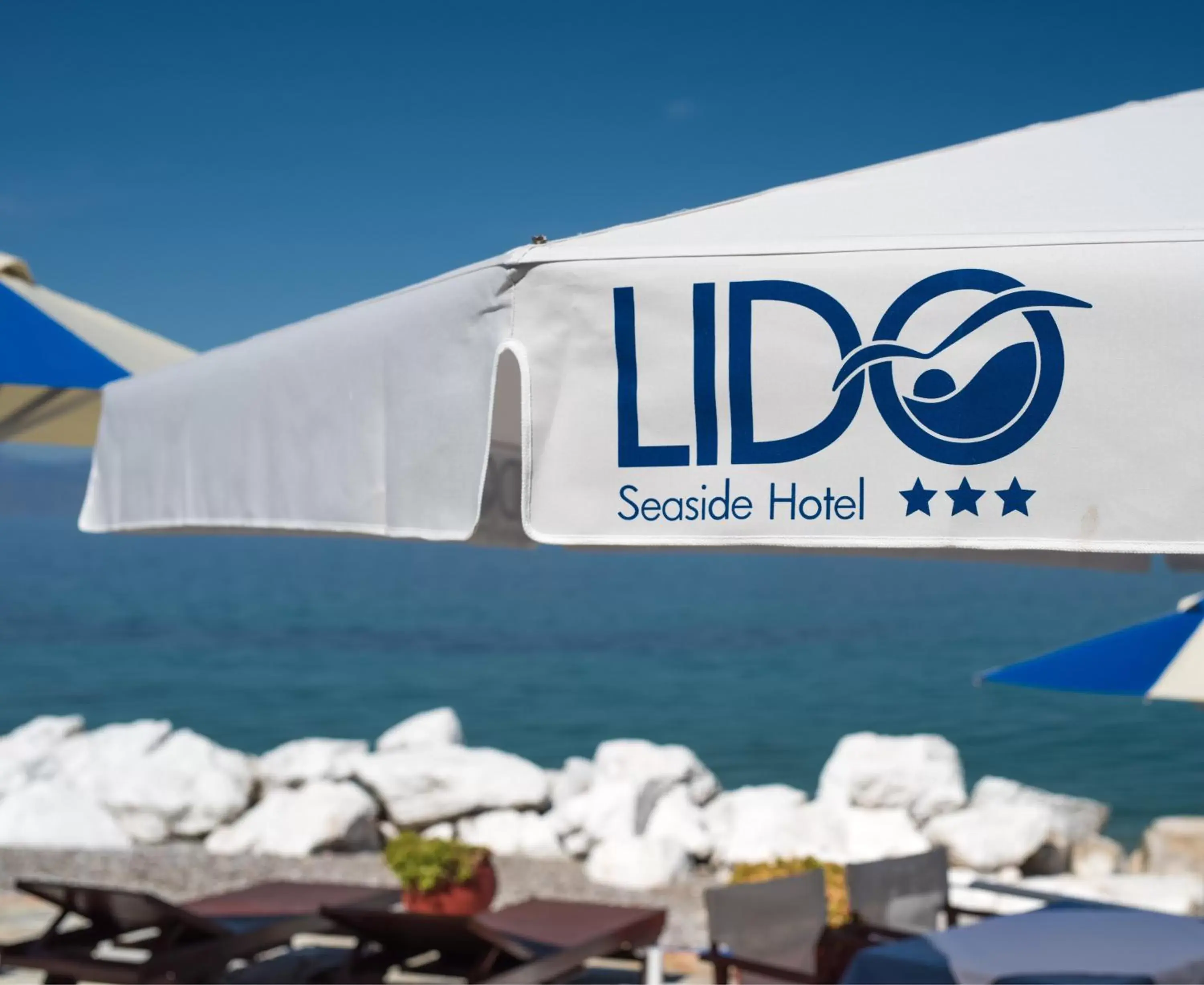 Restaurant/places to eat in Lido Hotel