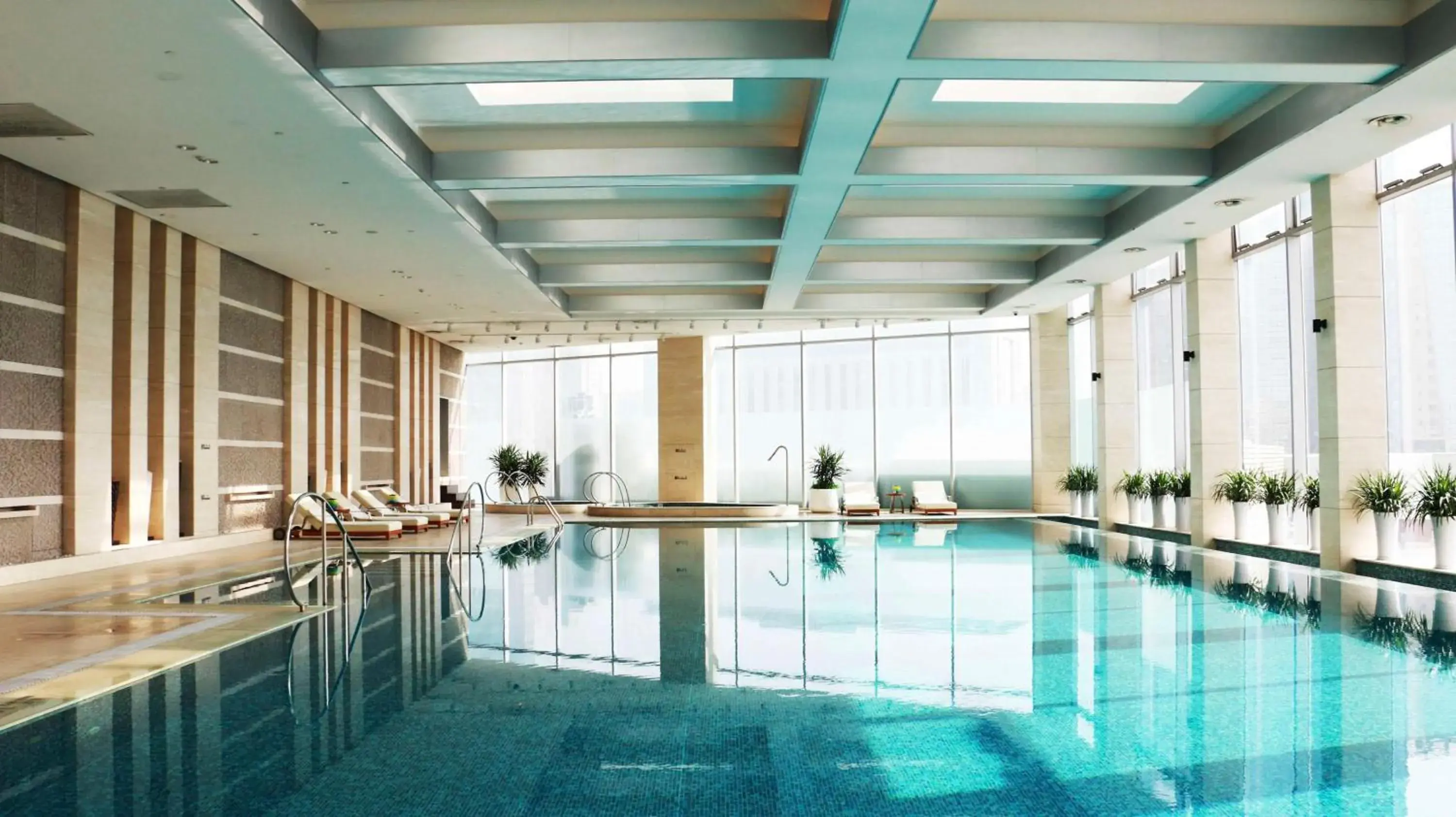 Pool view, Swimming Pool in Kempinski Hotel Taiyuan