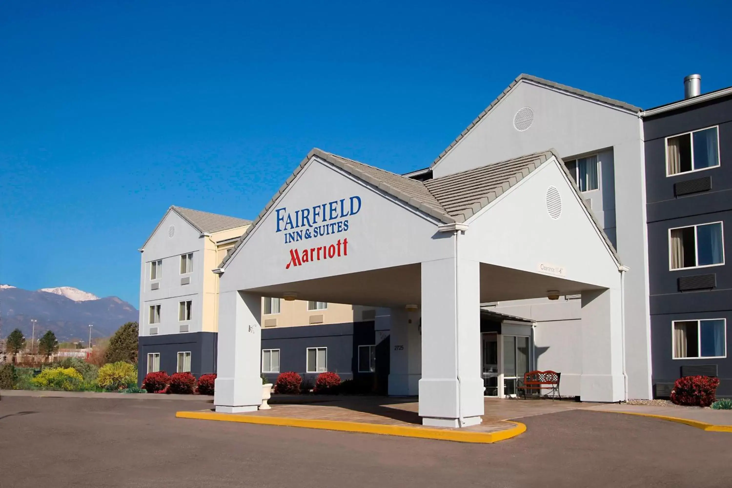 Property Building in Fairfield Inn & Suites Colorado Springs South