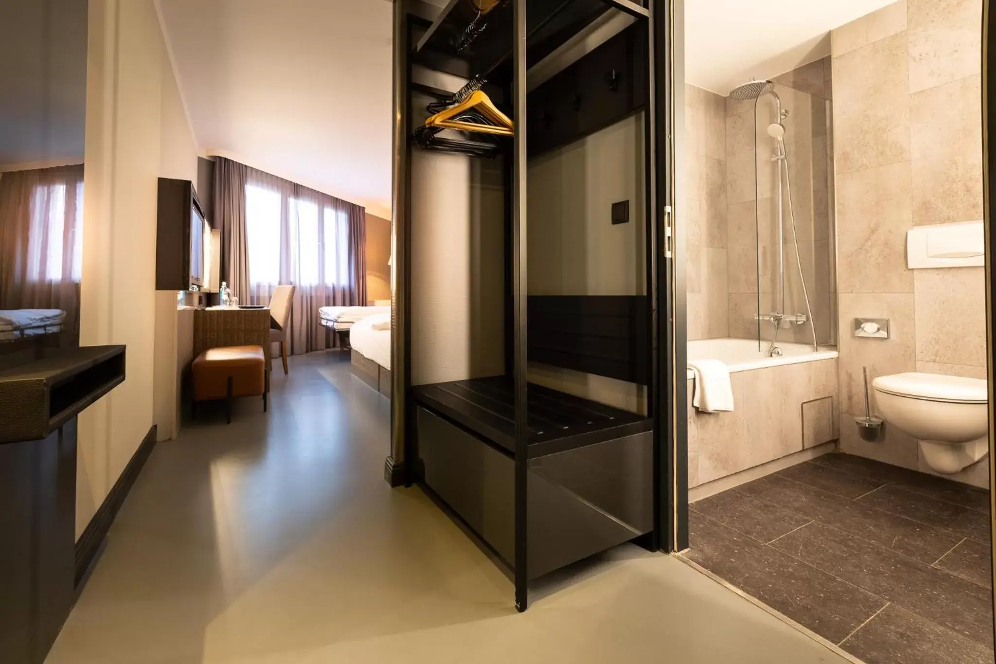 Standard Triple Room in GINN Hotel Berlin Potsdam Standard Triple Room in GINN Hotel Berlin Potsdam